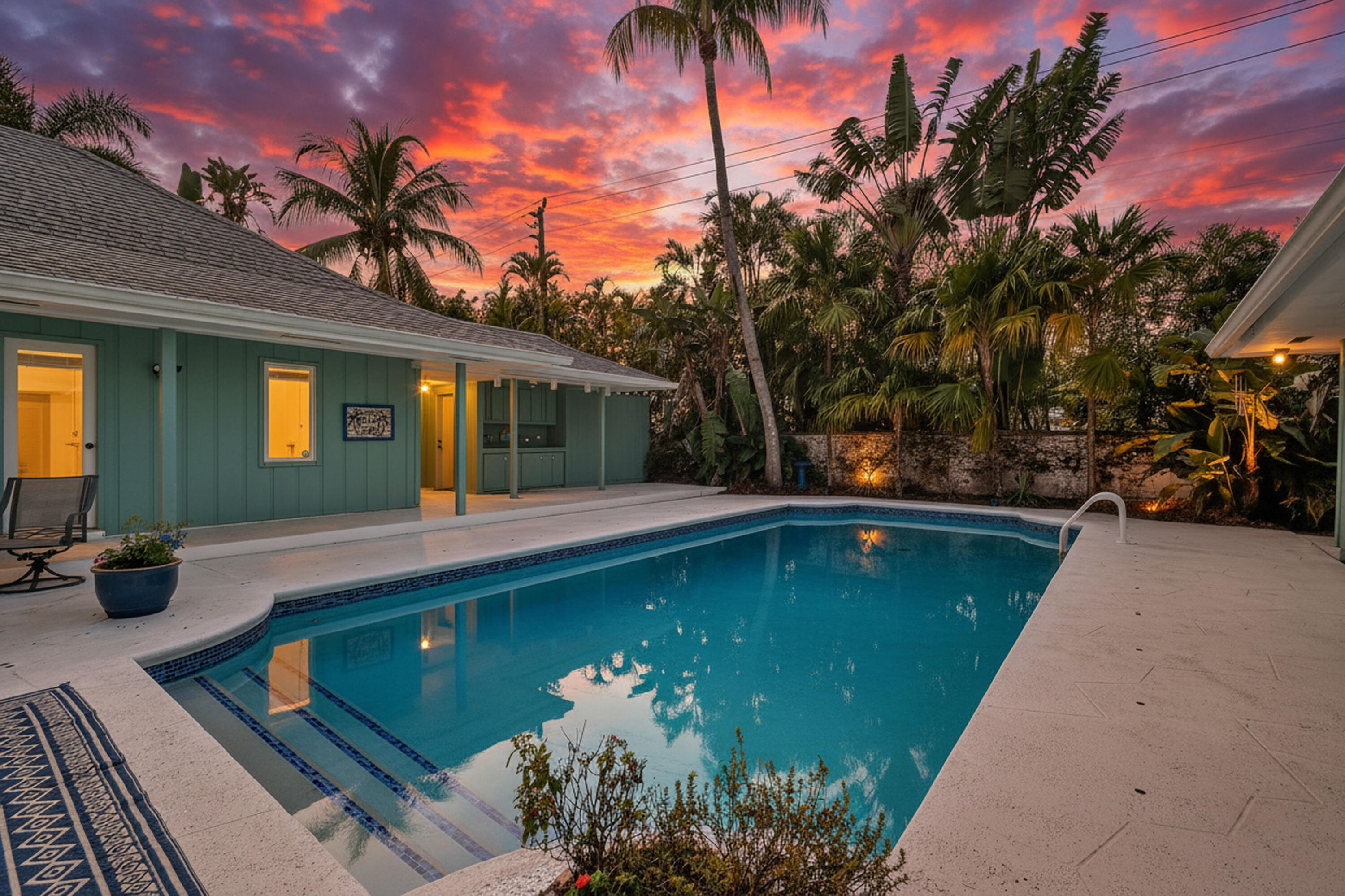 285 Golfview Drive