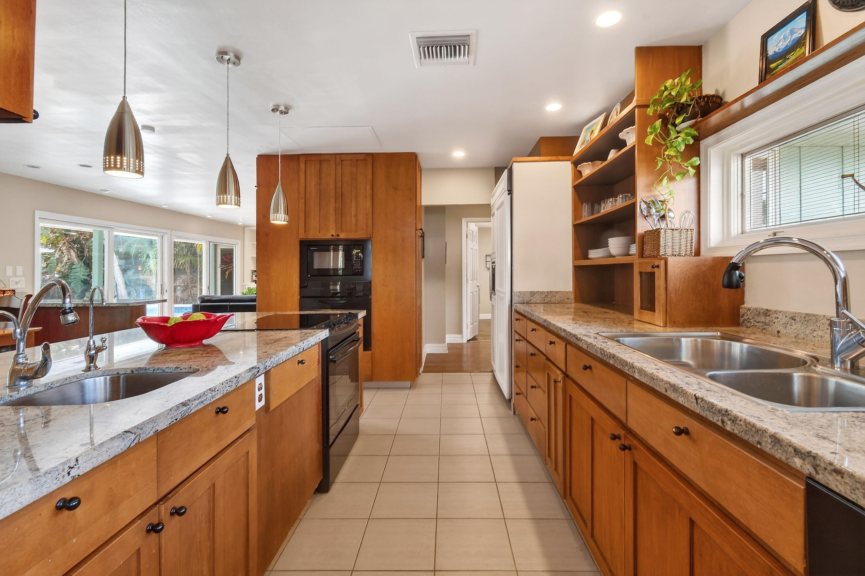285 Golfview Drive