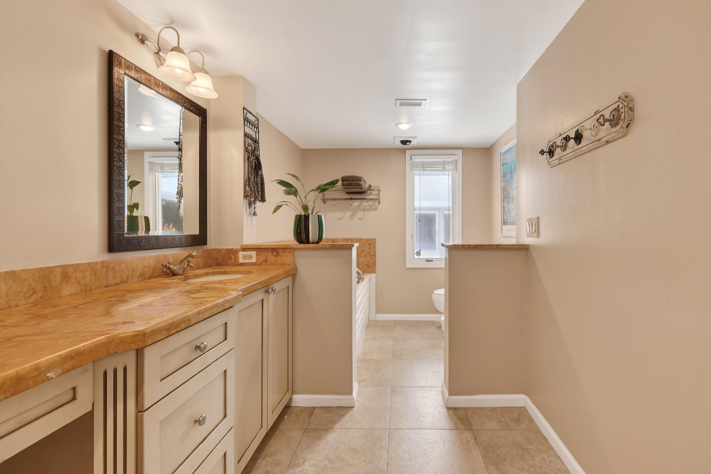 285 Golfview Drive