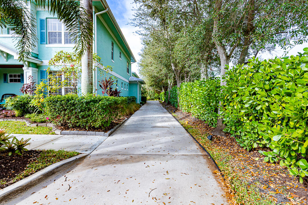 1670 SW Prosperity Way, Palm City