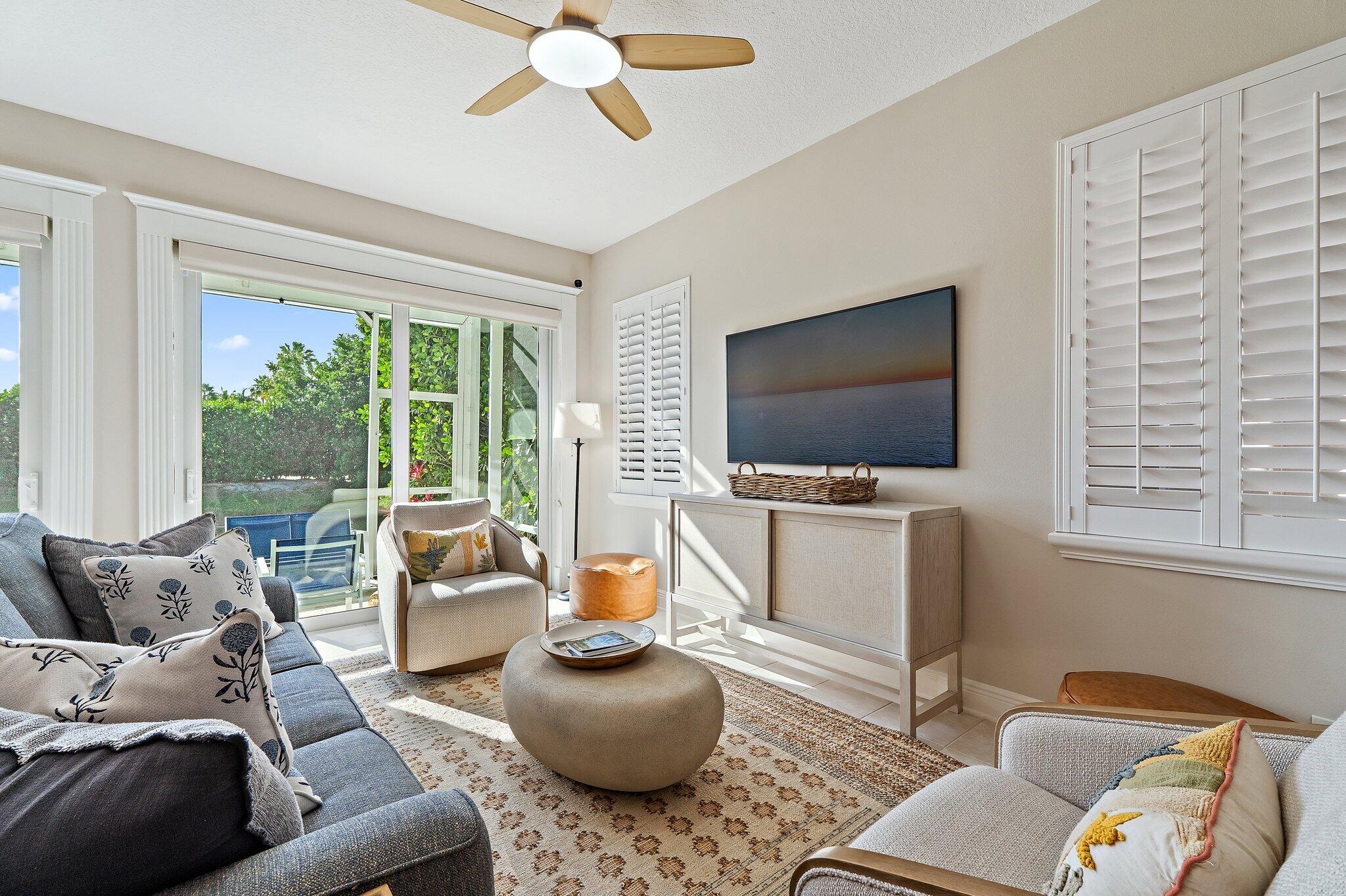 402 Resort Lane, Palm Beach Gardens