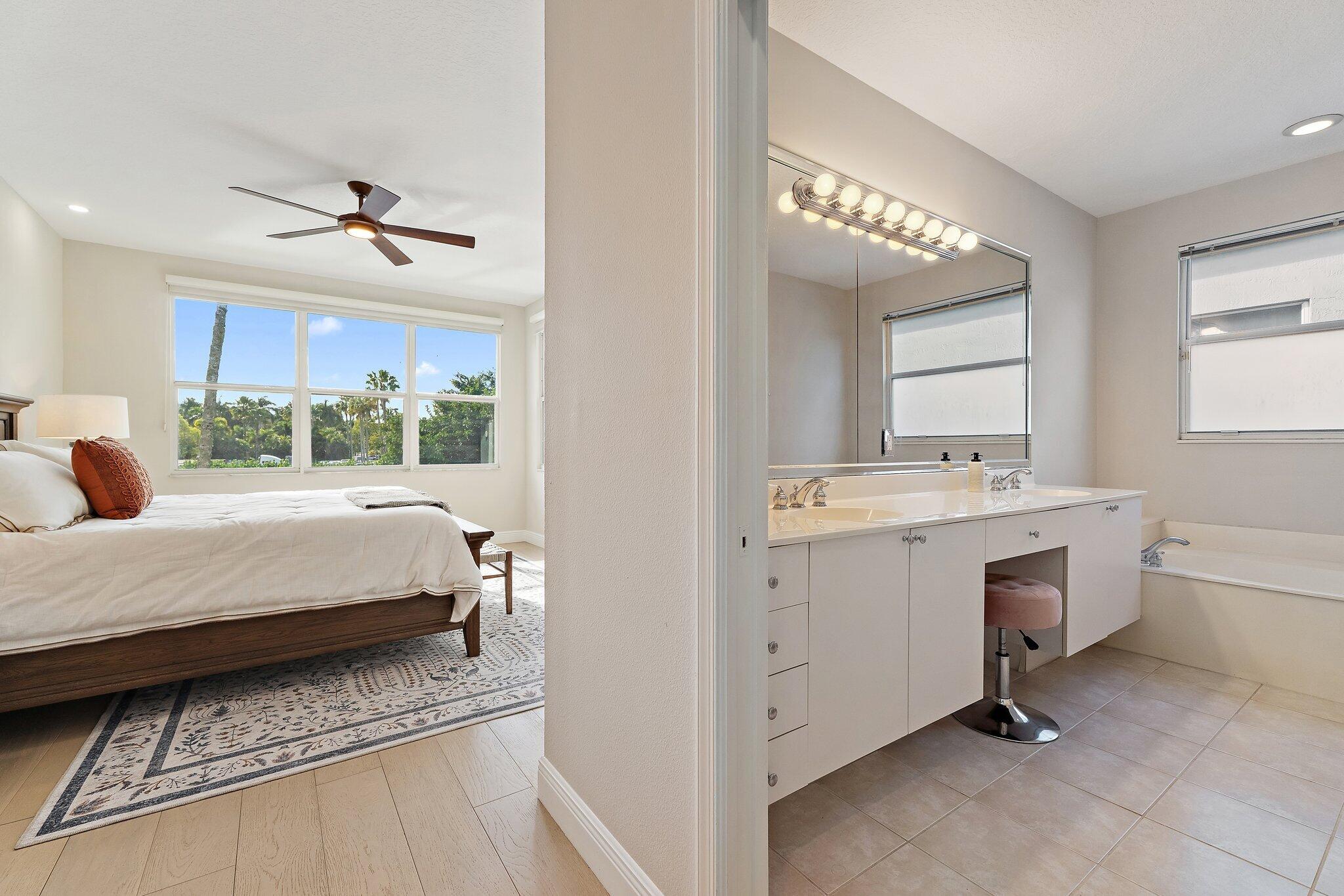 402 Resort Lane, Palm Beach Gardens