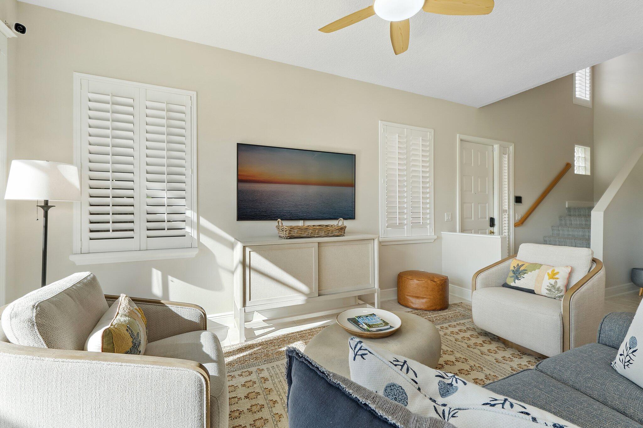 402 Resort Lane, Palm Beach Gardens