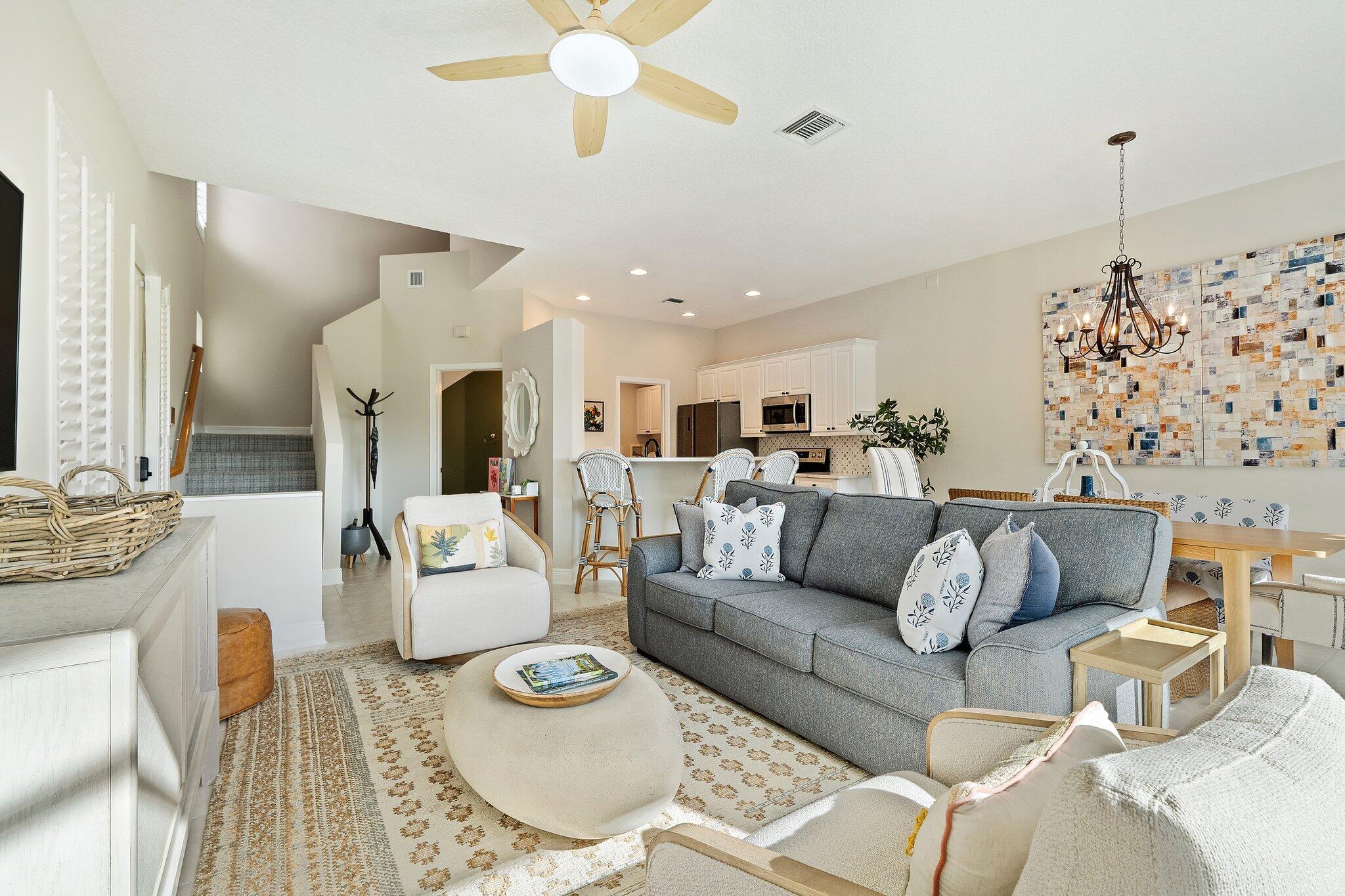 402 Resort Lane, Palm Beach Gardens