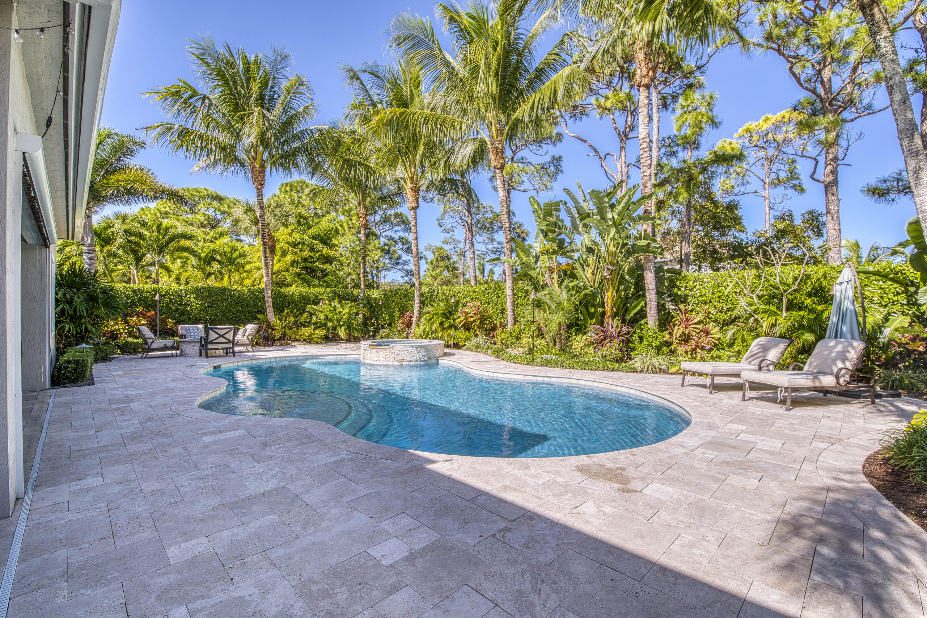 217 Shores Pointe Drive