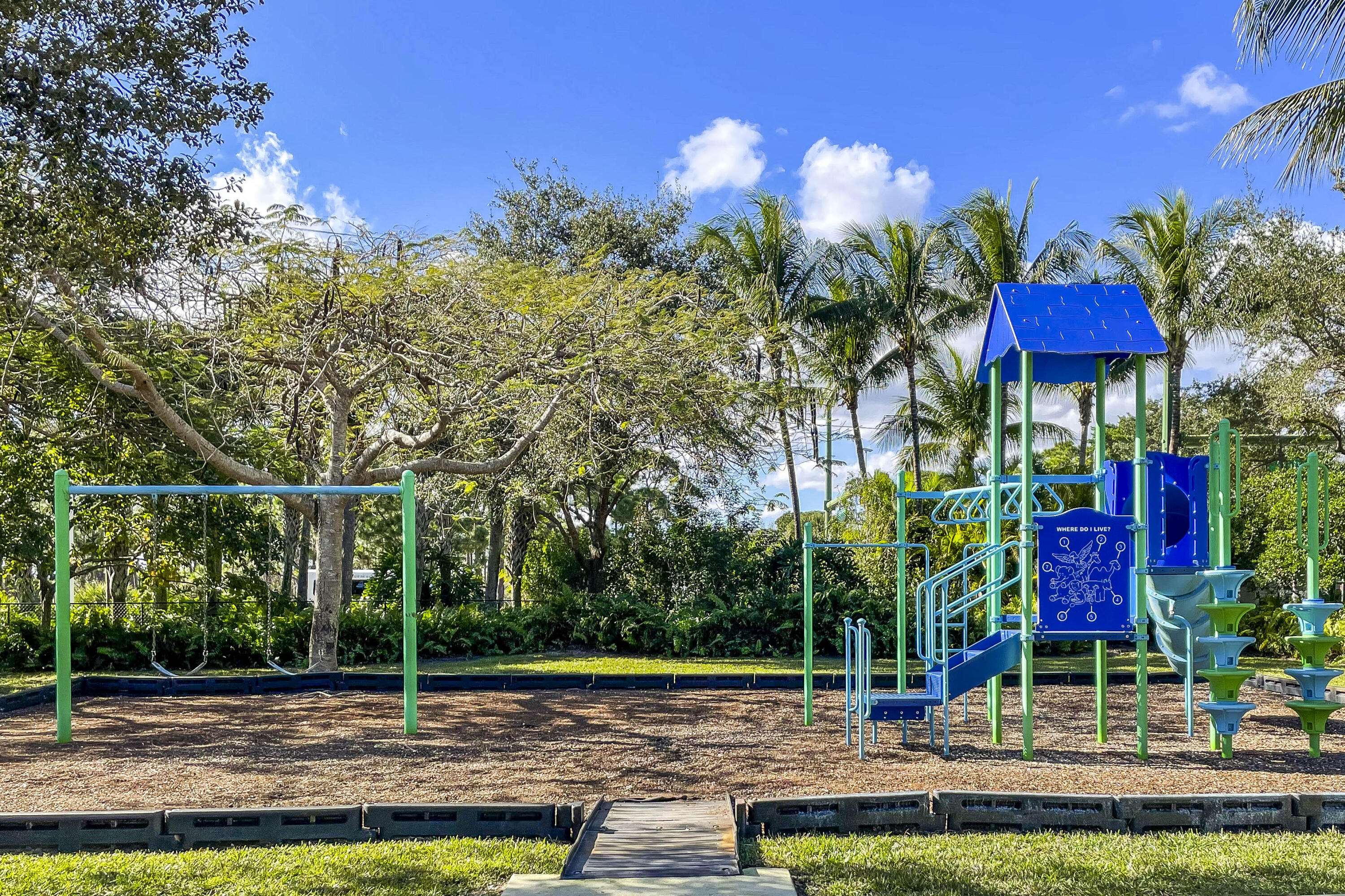 217 Shores Pointe Drive