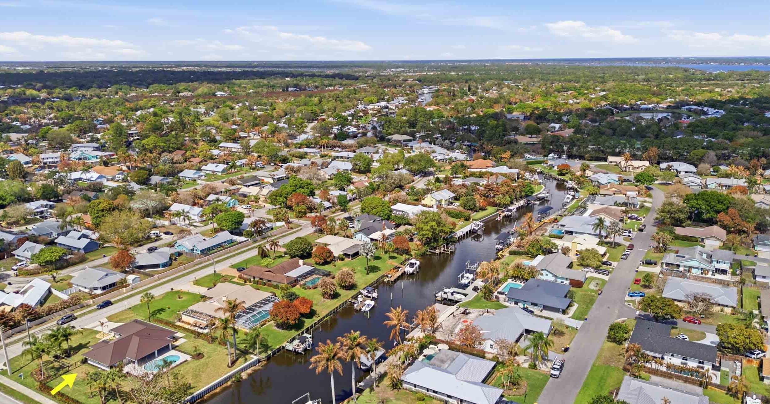 1489 SW Pine Tree Lane, Palm City