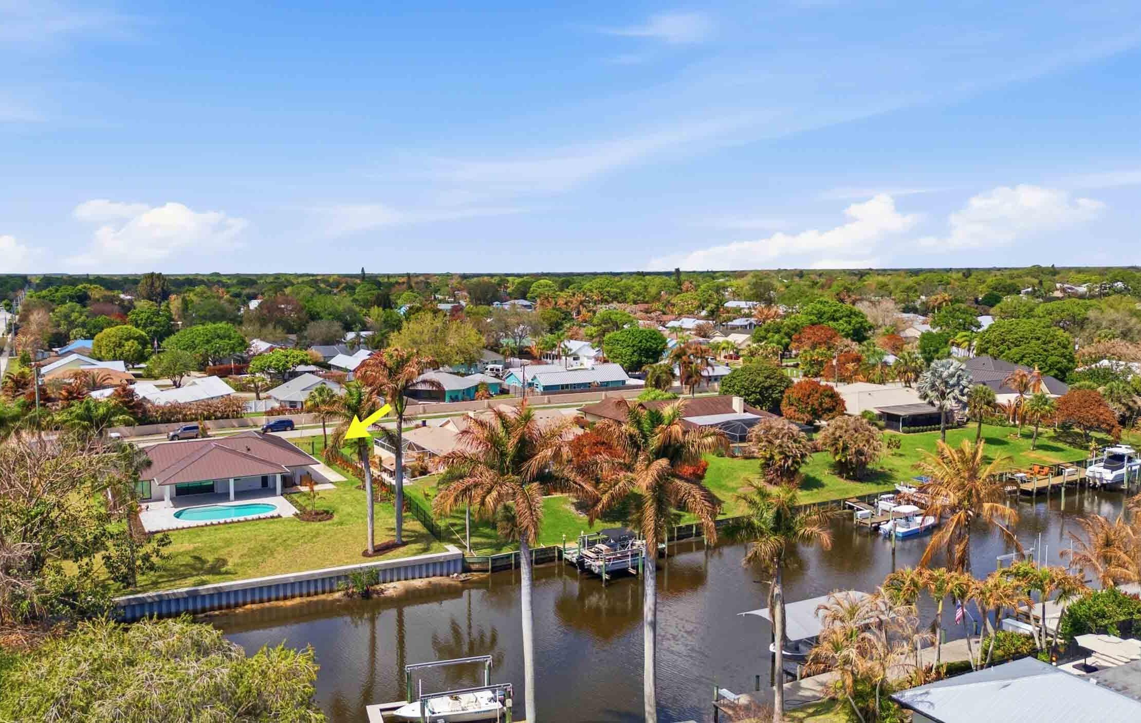 1489 SW Pine Tree Lane, Palm City