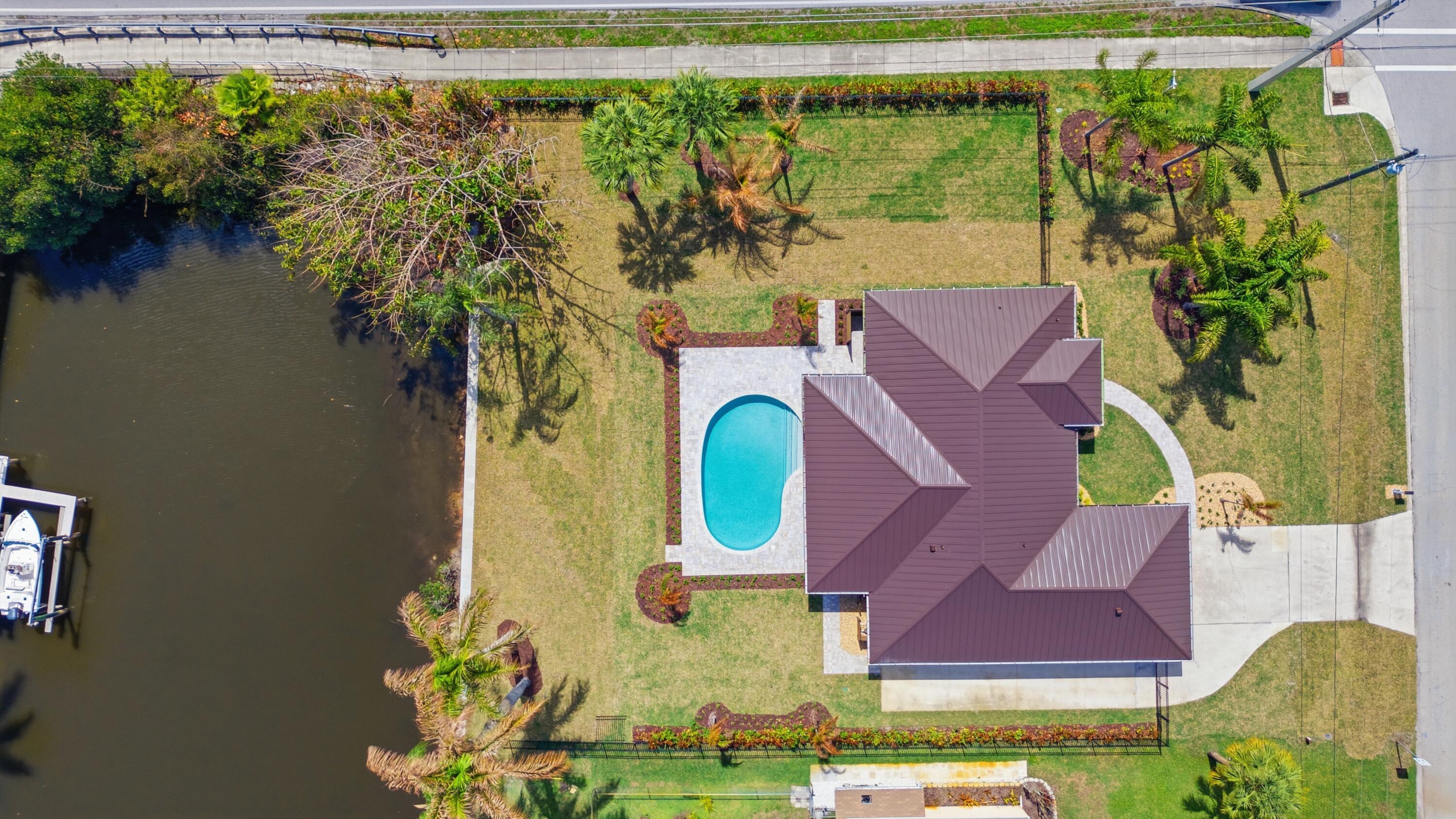 1489 SW Pine Tree Lane, Palm City