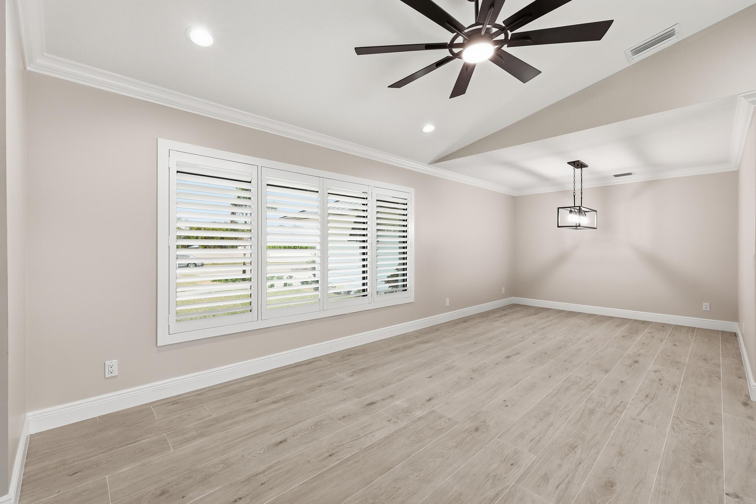 1489 SW Pine Tree Lane, Palm City