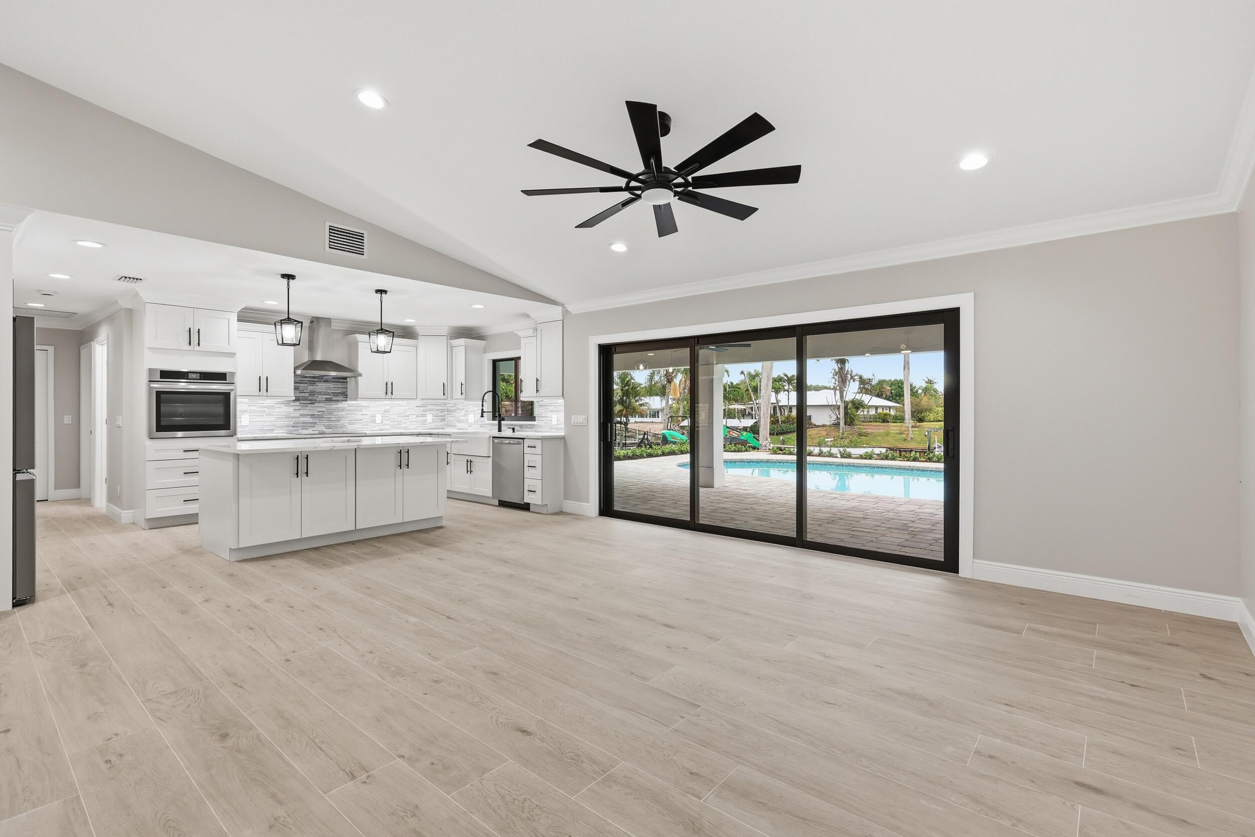 1489 SW Pine Tree Lane, Palm City