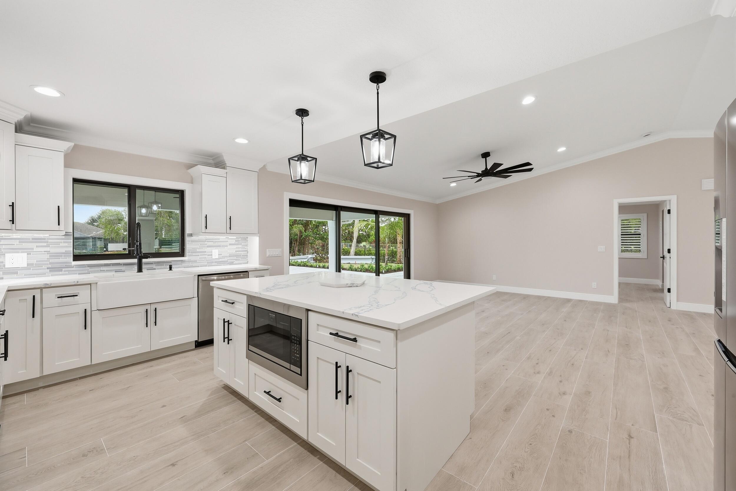 1489 SW Pine Tree Lane, Palm City