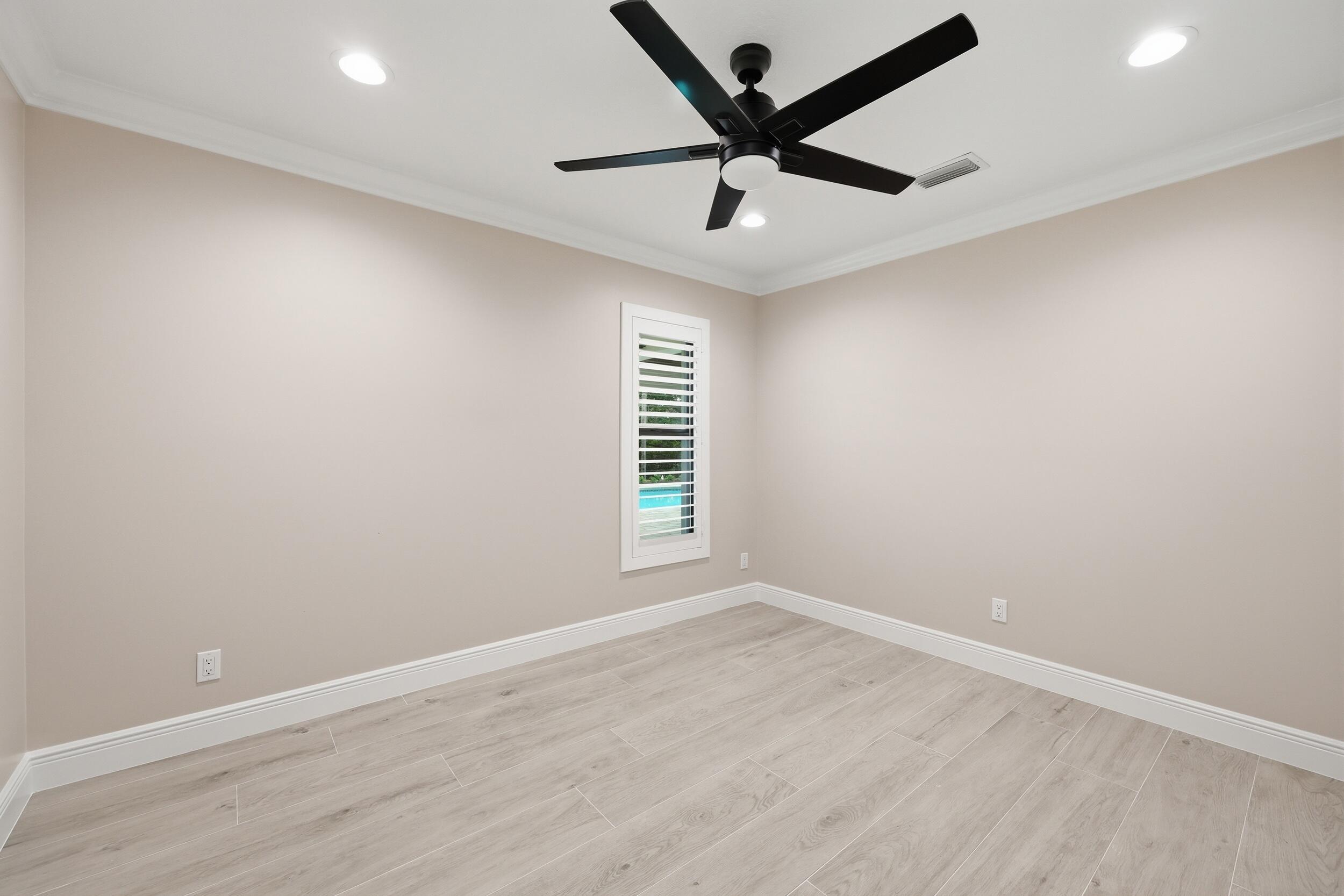 1489 SW Pine Tree Lane, Palm City