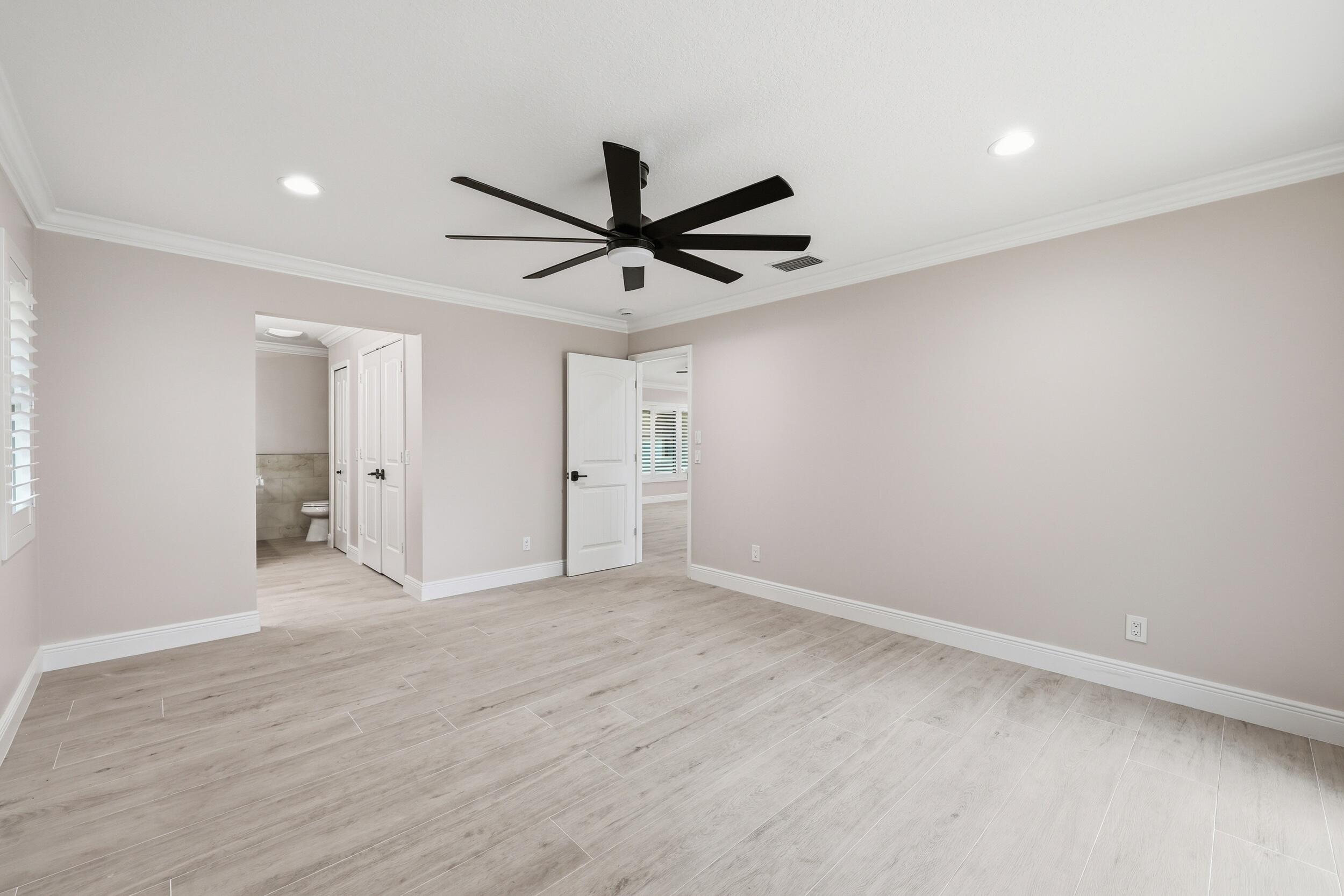 1489 SW Pine Tree Lane, Palm City