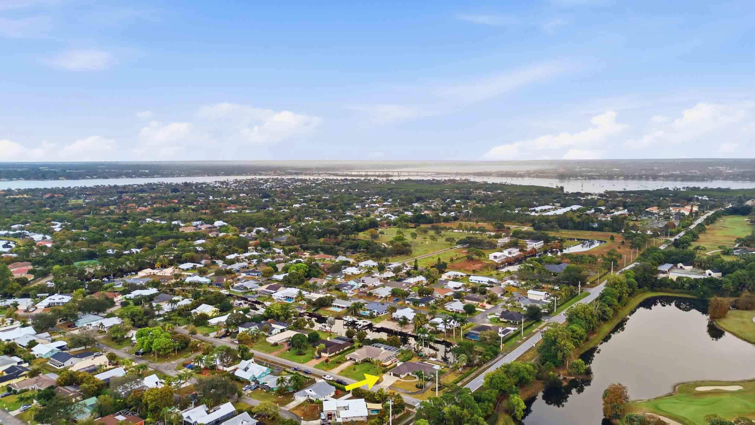 1489 SW Pine Tree Lane, Palm City