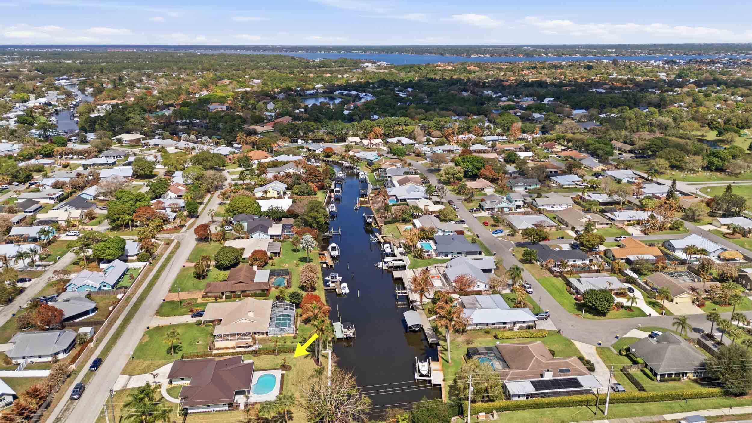 1489 SW Pine Tree Lane, Palm City