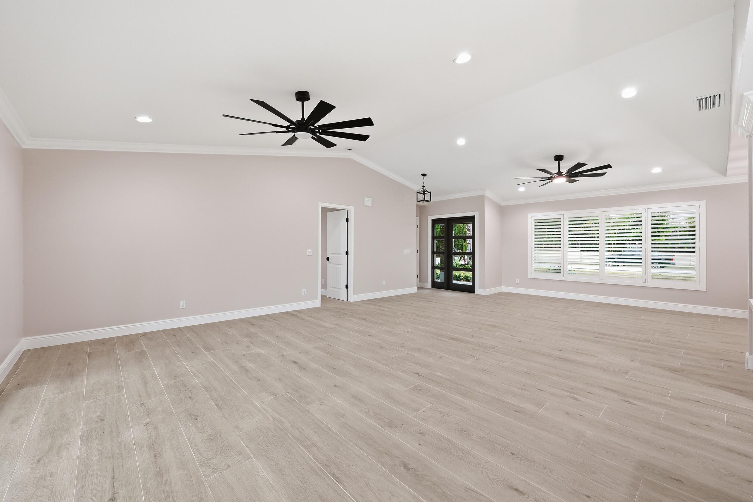 1489 SW Pine Tree Lane, Palm City