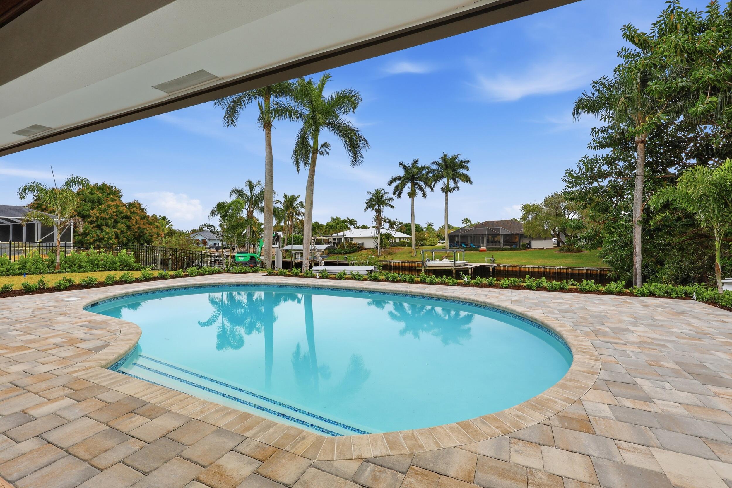 1489 SW Pine Tree Lane, Palm City