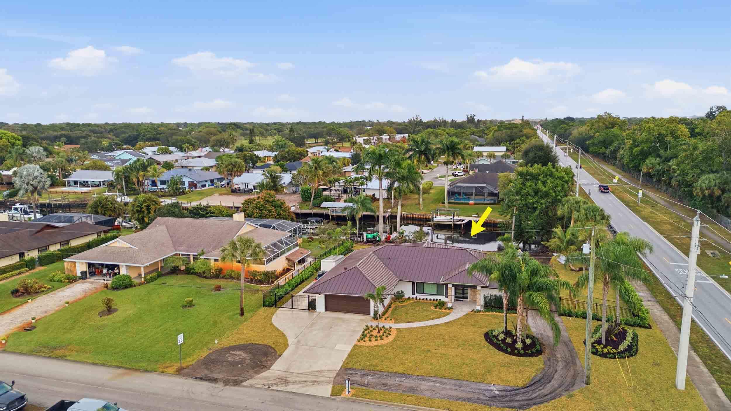 1489 SW Pine Tree Lane, Palm City