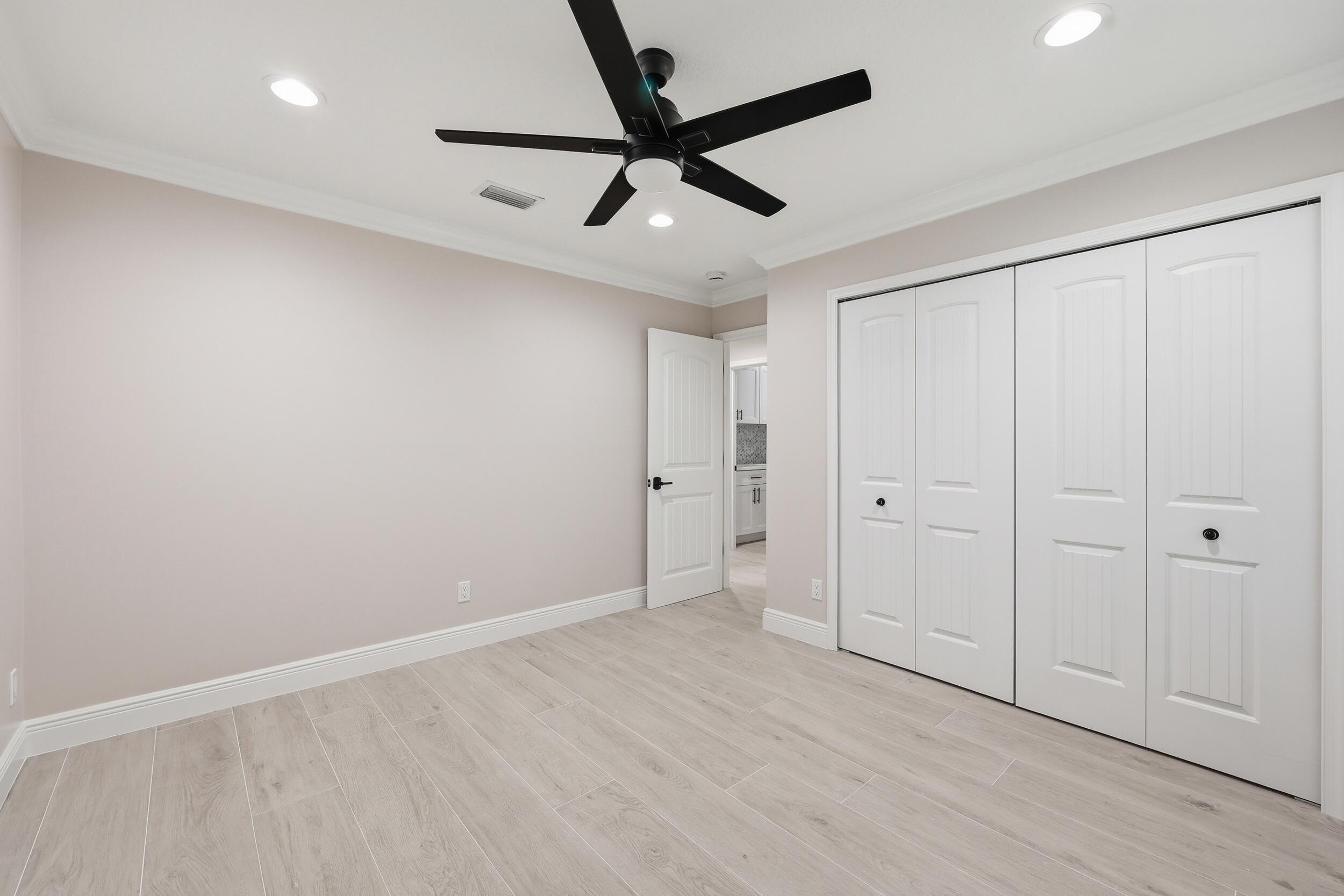 1489 SW Pine Tree Lane, Palm City