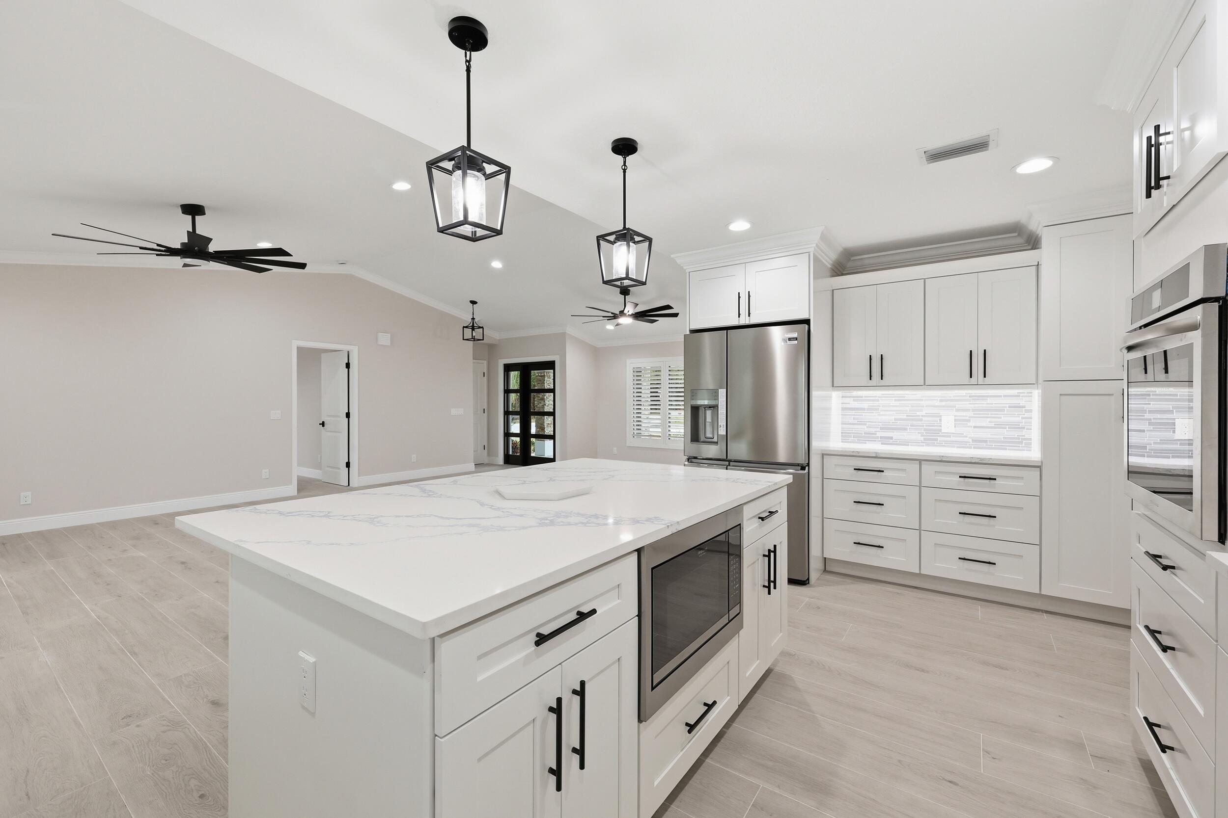 1489 SW Pine Tree Lane, Palm City