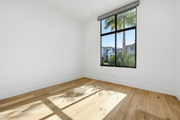 18417 Symphony Court