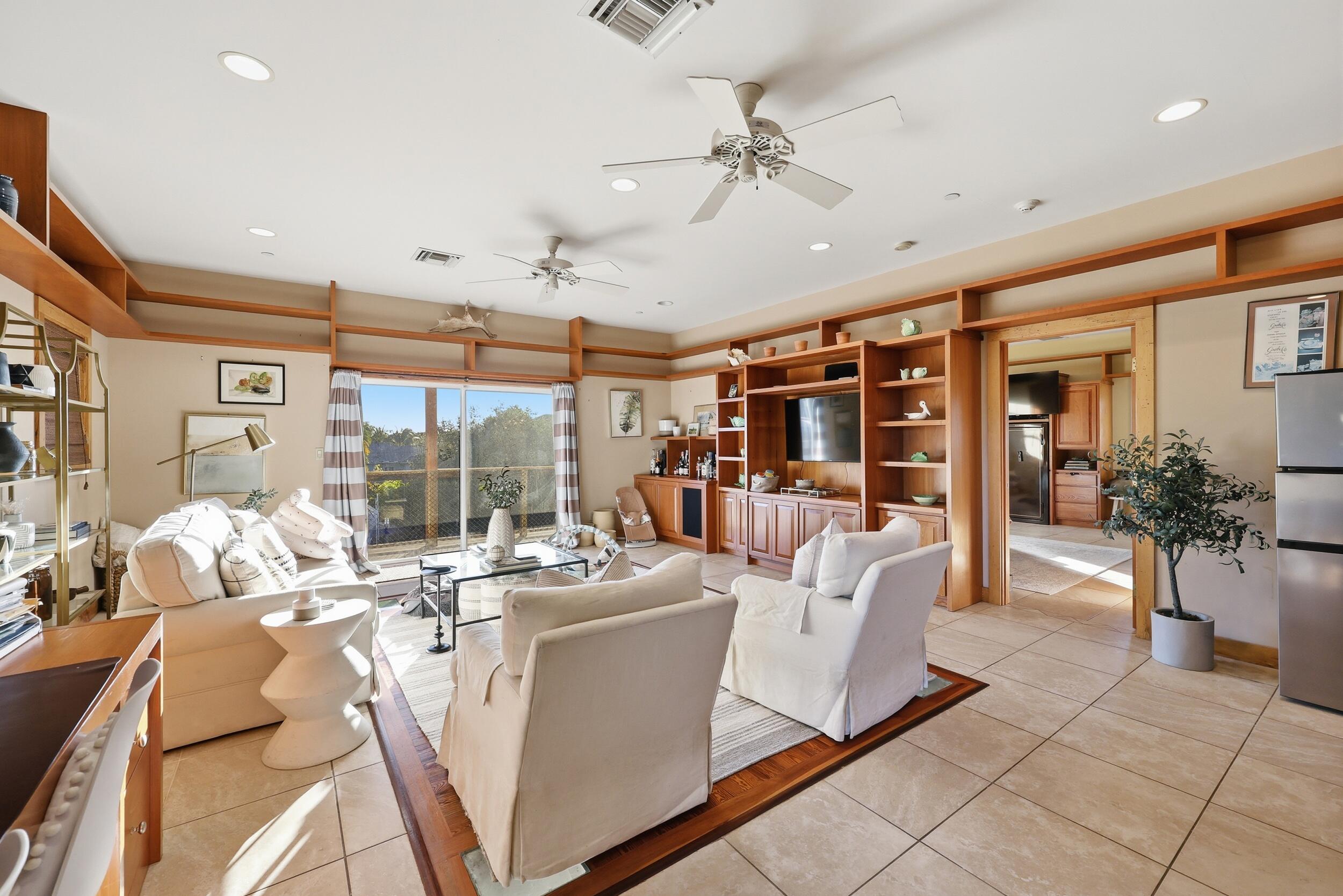 953 Thayer Lane