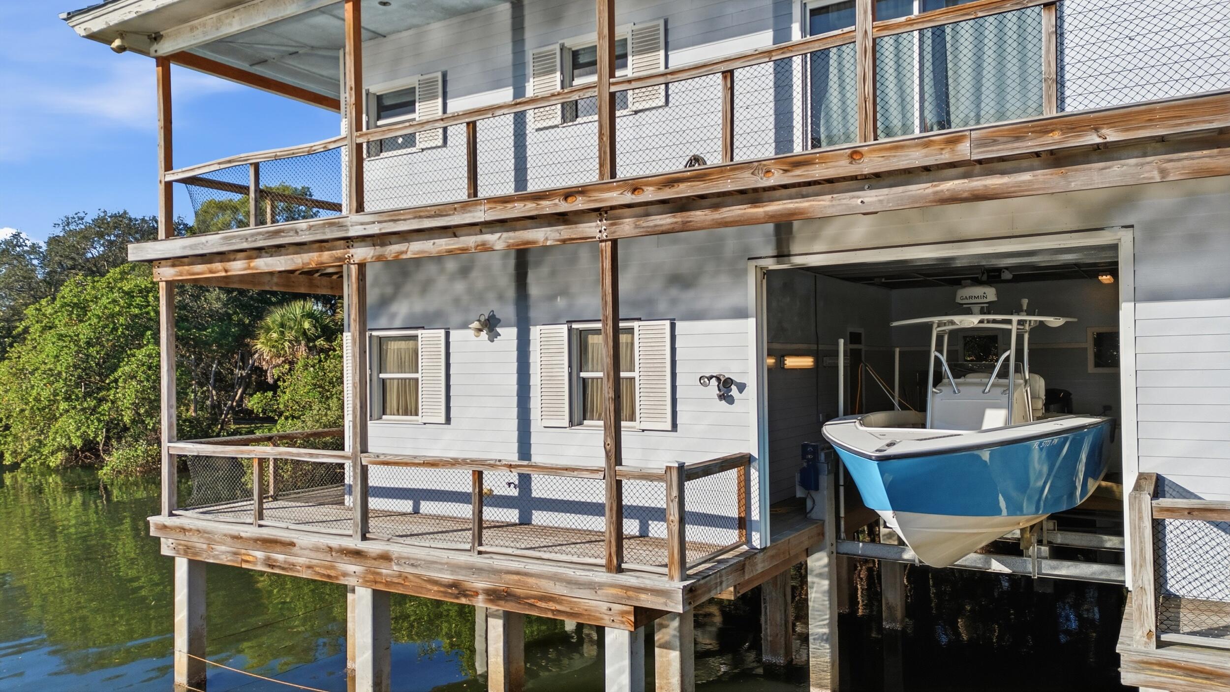 953 Thayer Lane