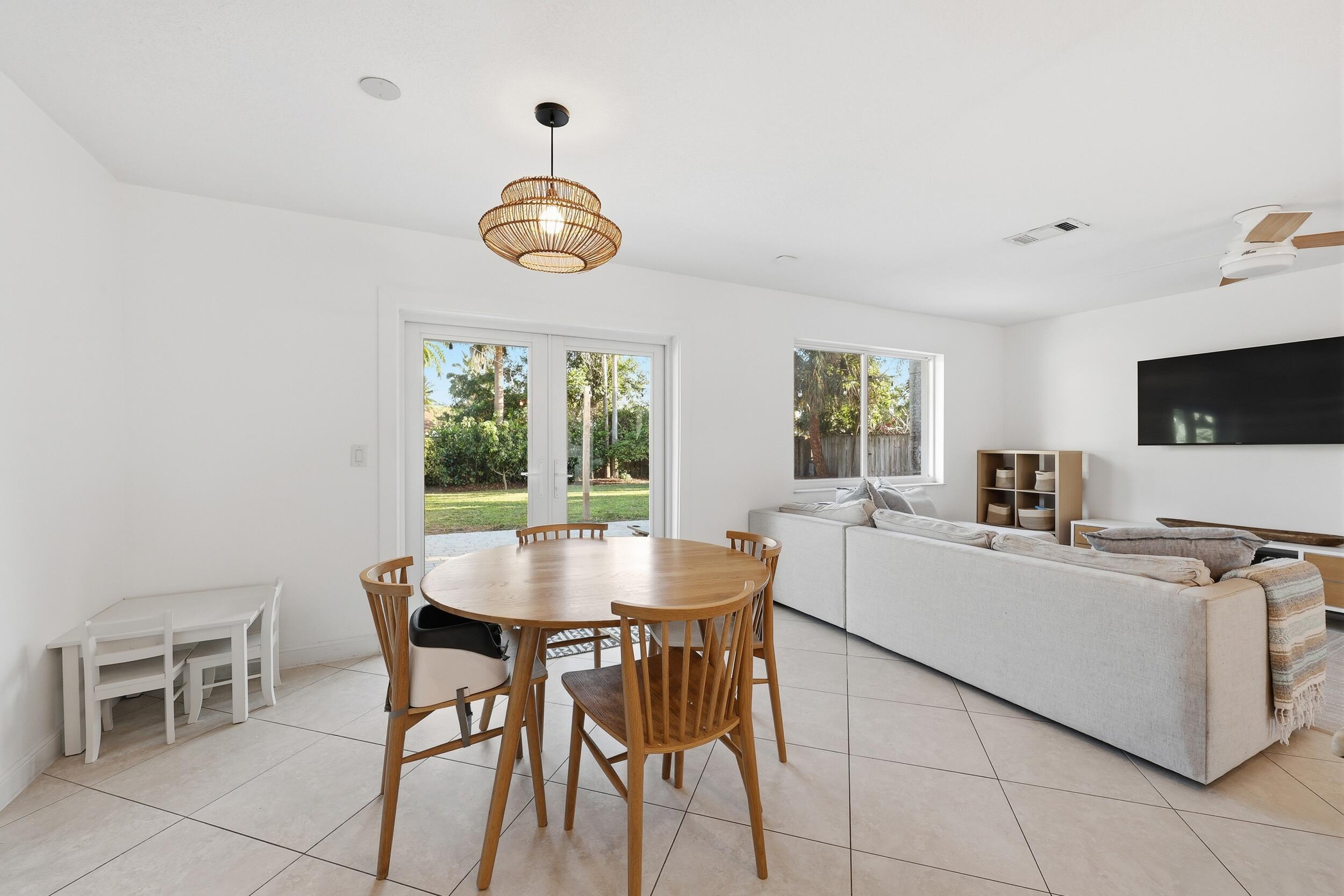 3135 Florida Boulevard