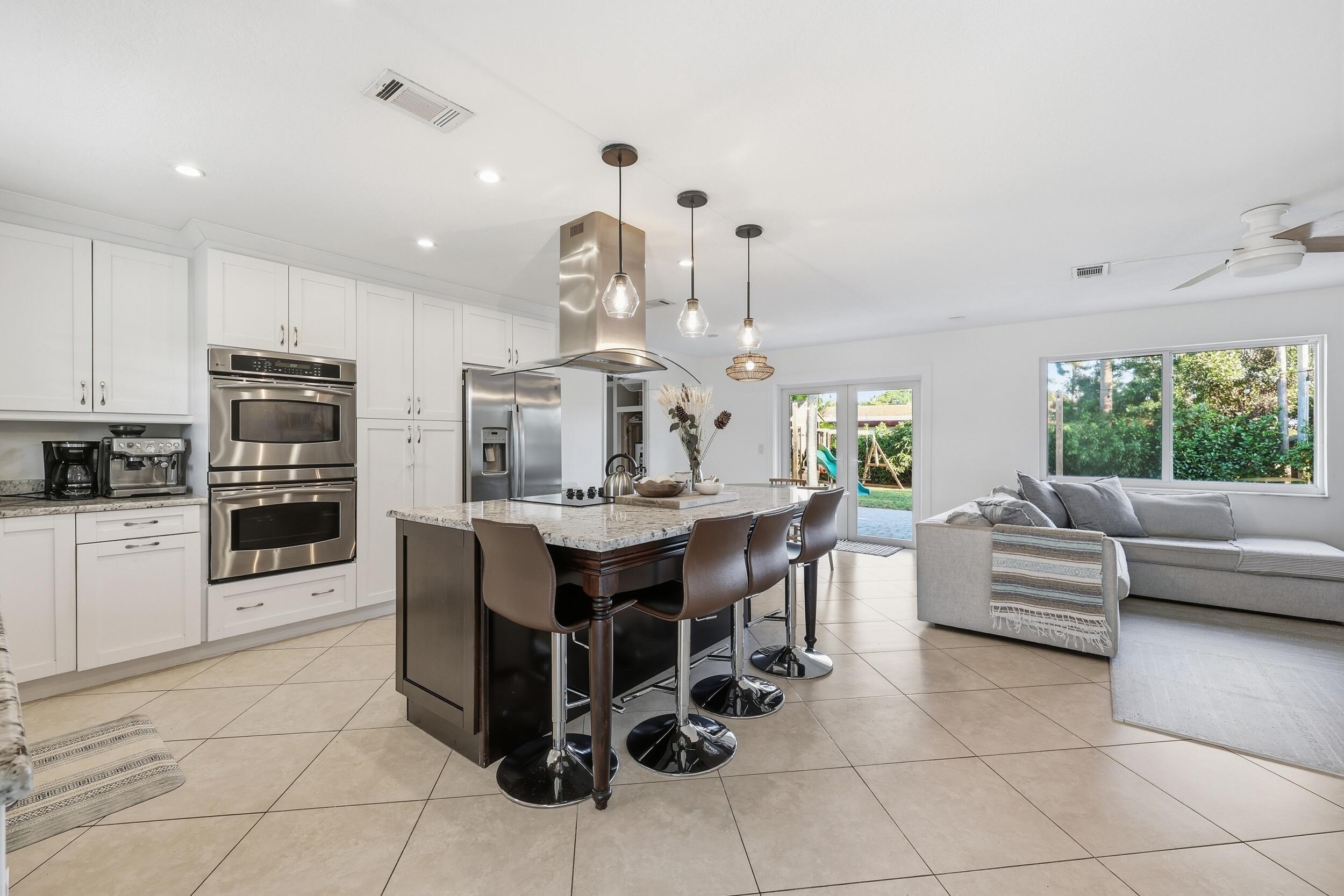 3135 Florida Boulevard