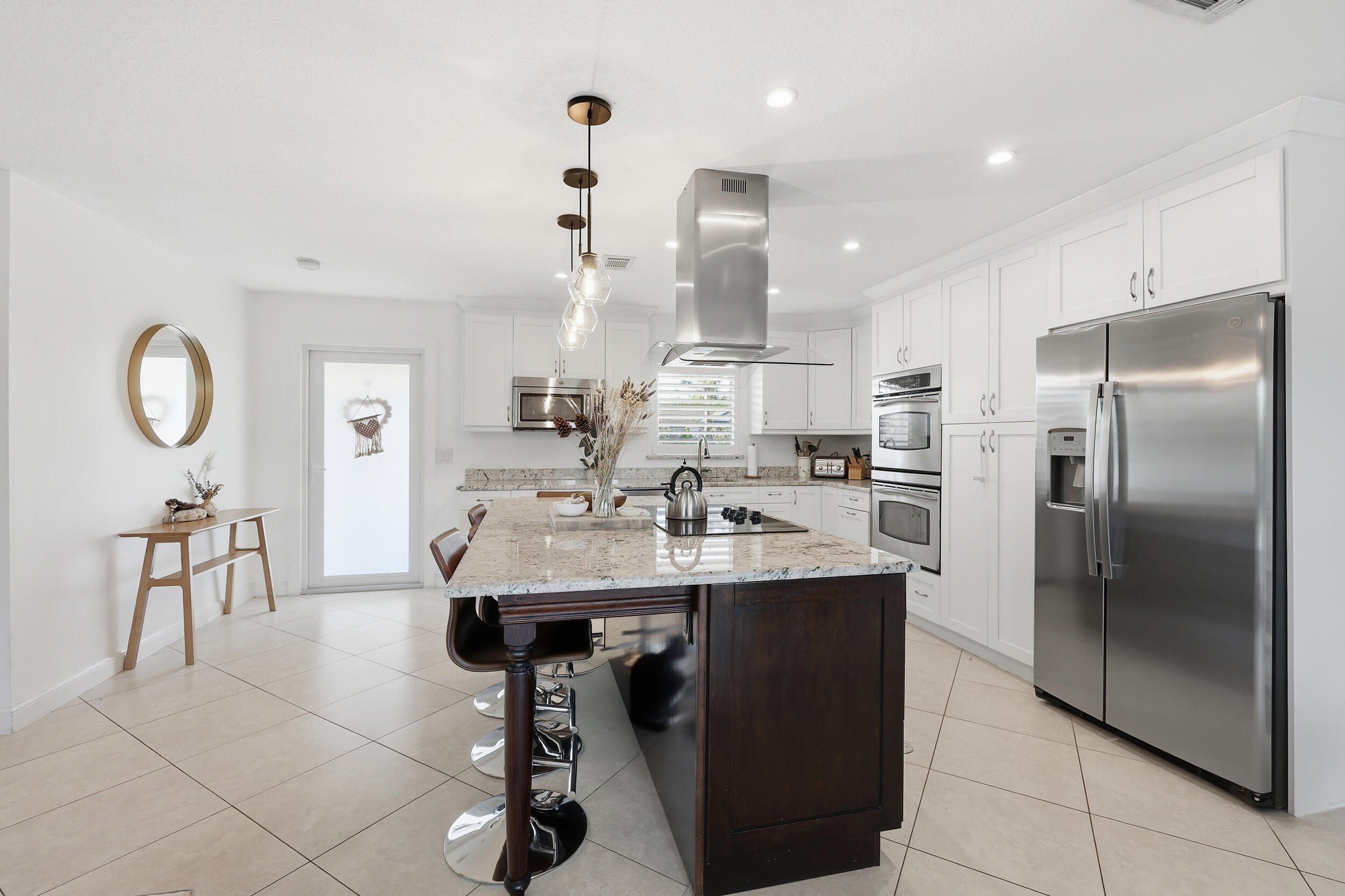 3135 Florida Boulevard