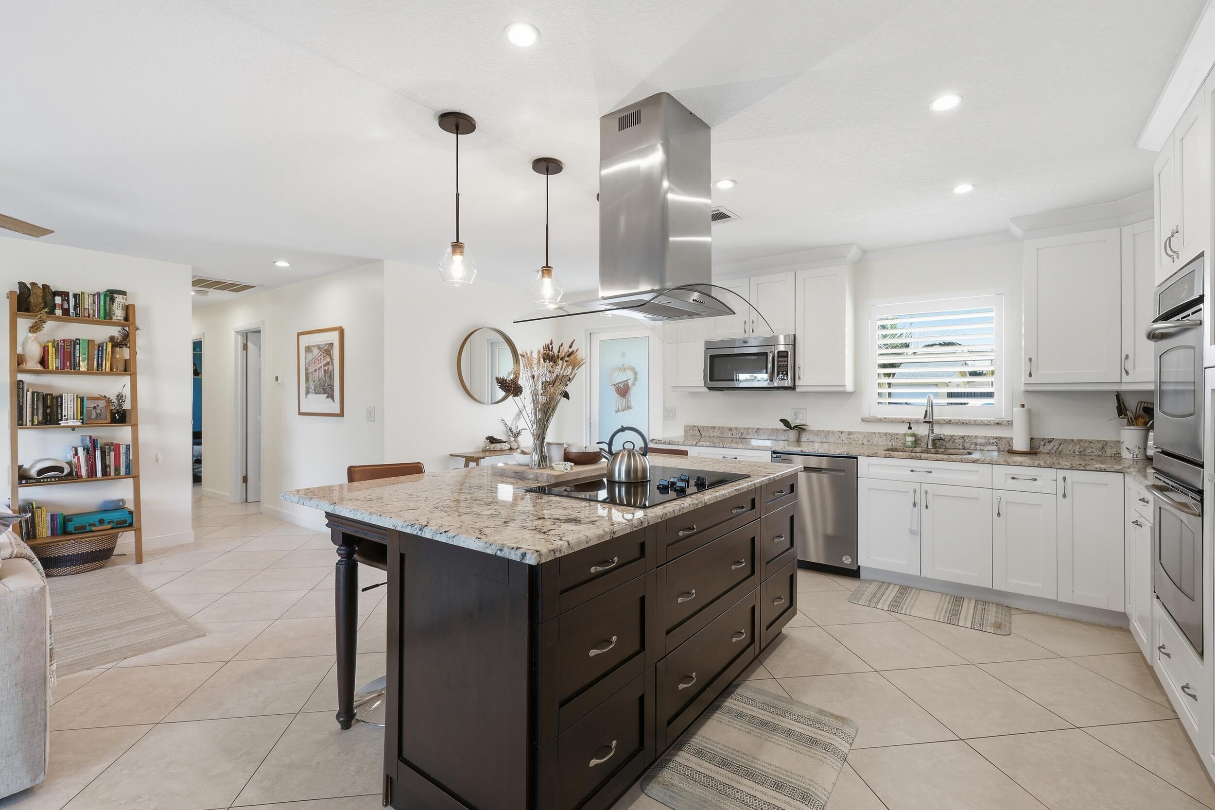 3135 Florida Boulevard