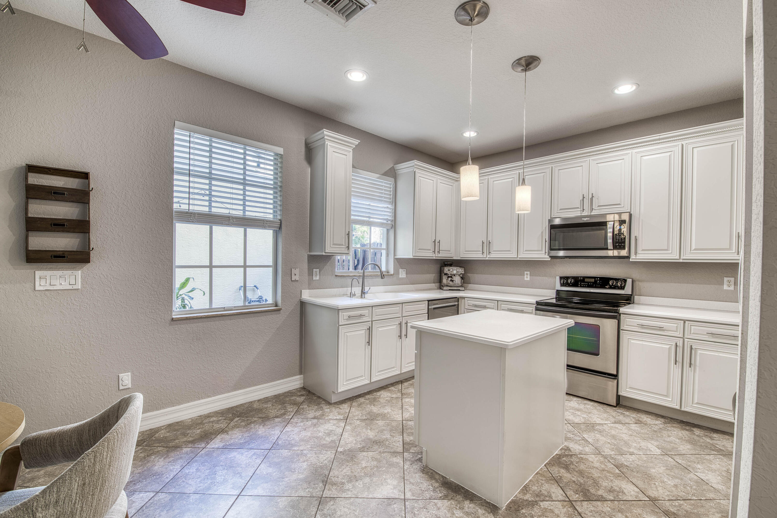 120 W Thatch Palm Circle