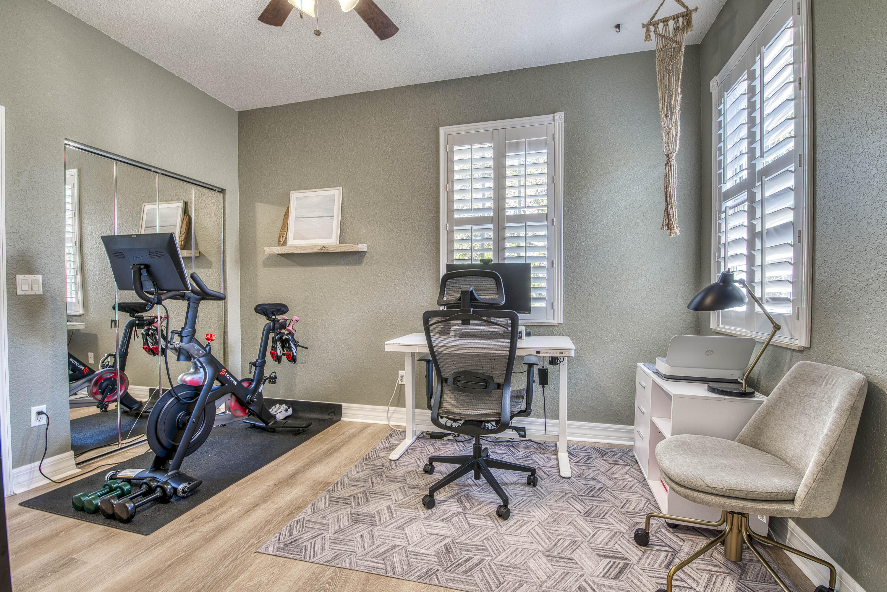 120 W Thatch Palm Circle