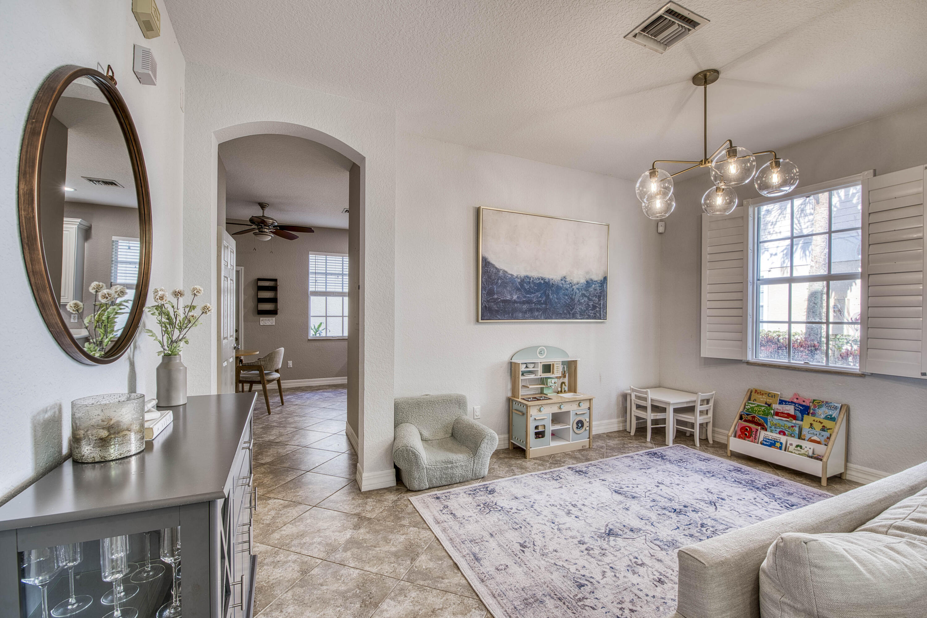120 W Thatch Palm Circle