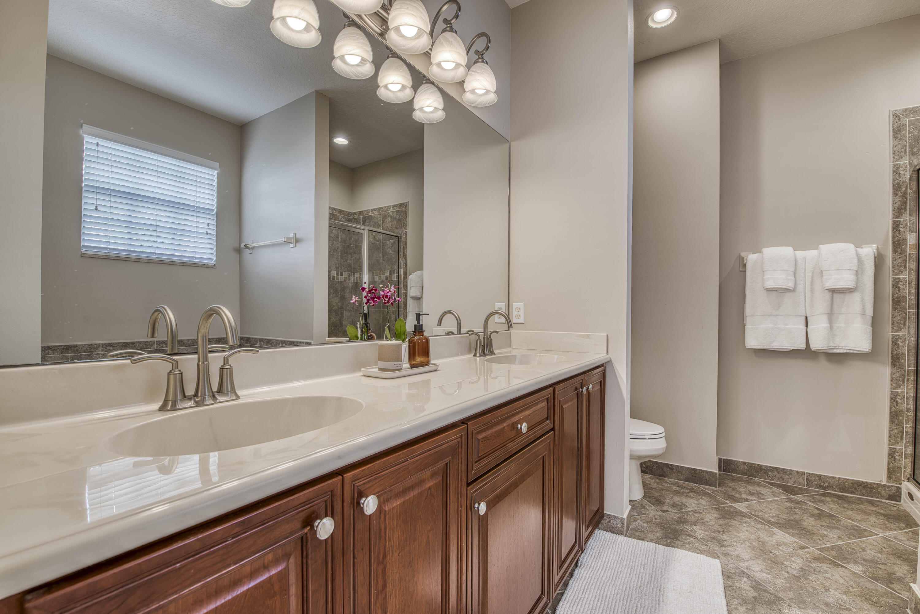 120 W Thatch Palm Circle