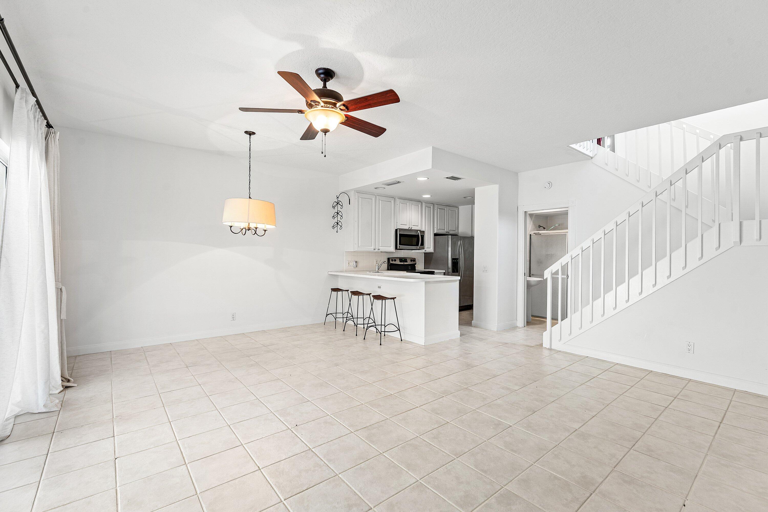 37 Tall Oaks Circle
