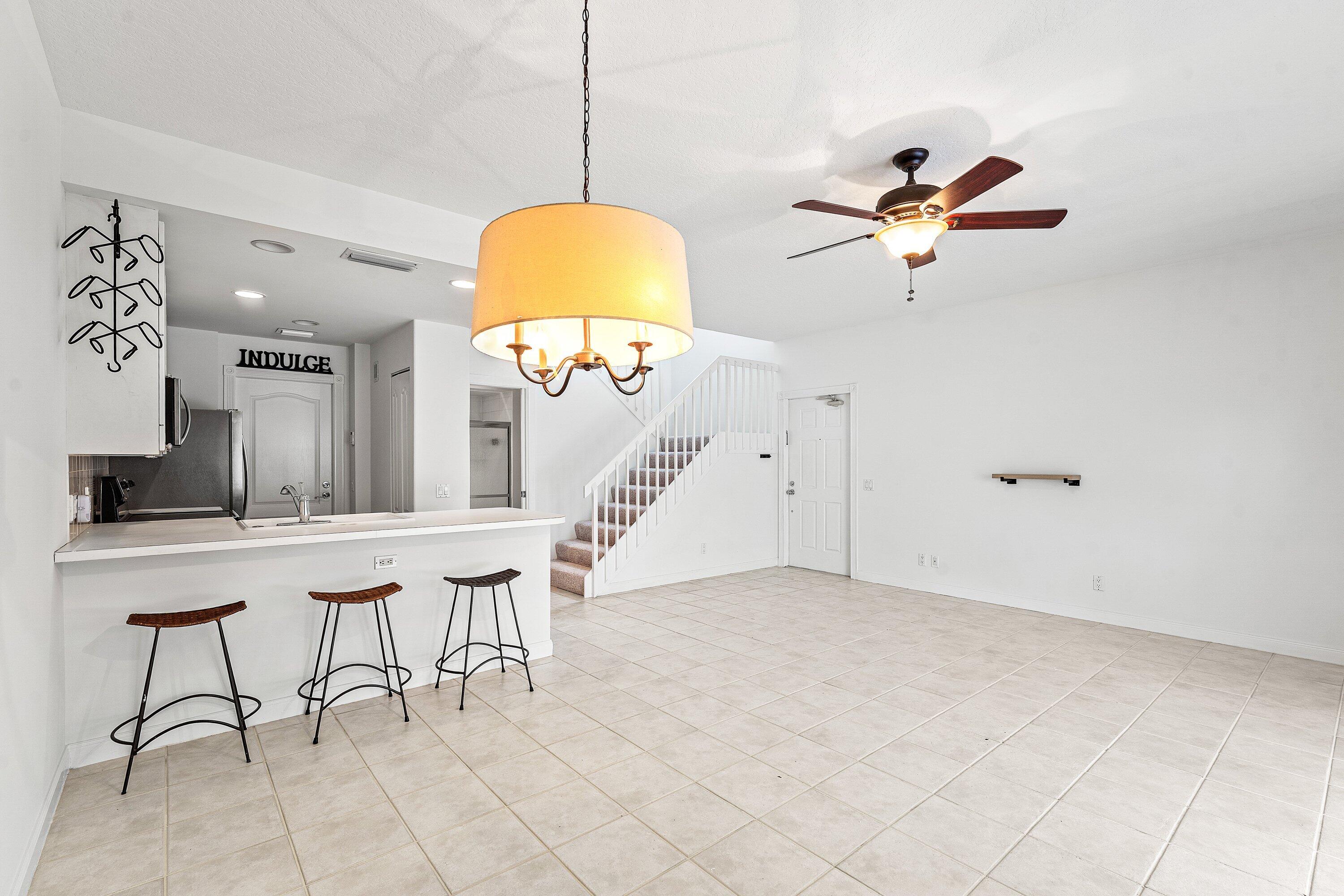 37 Tall Oaks Circle