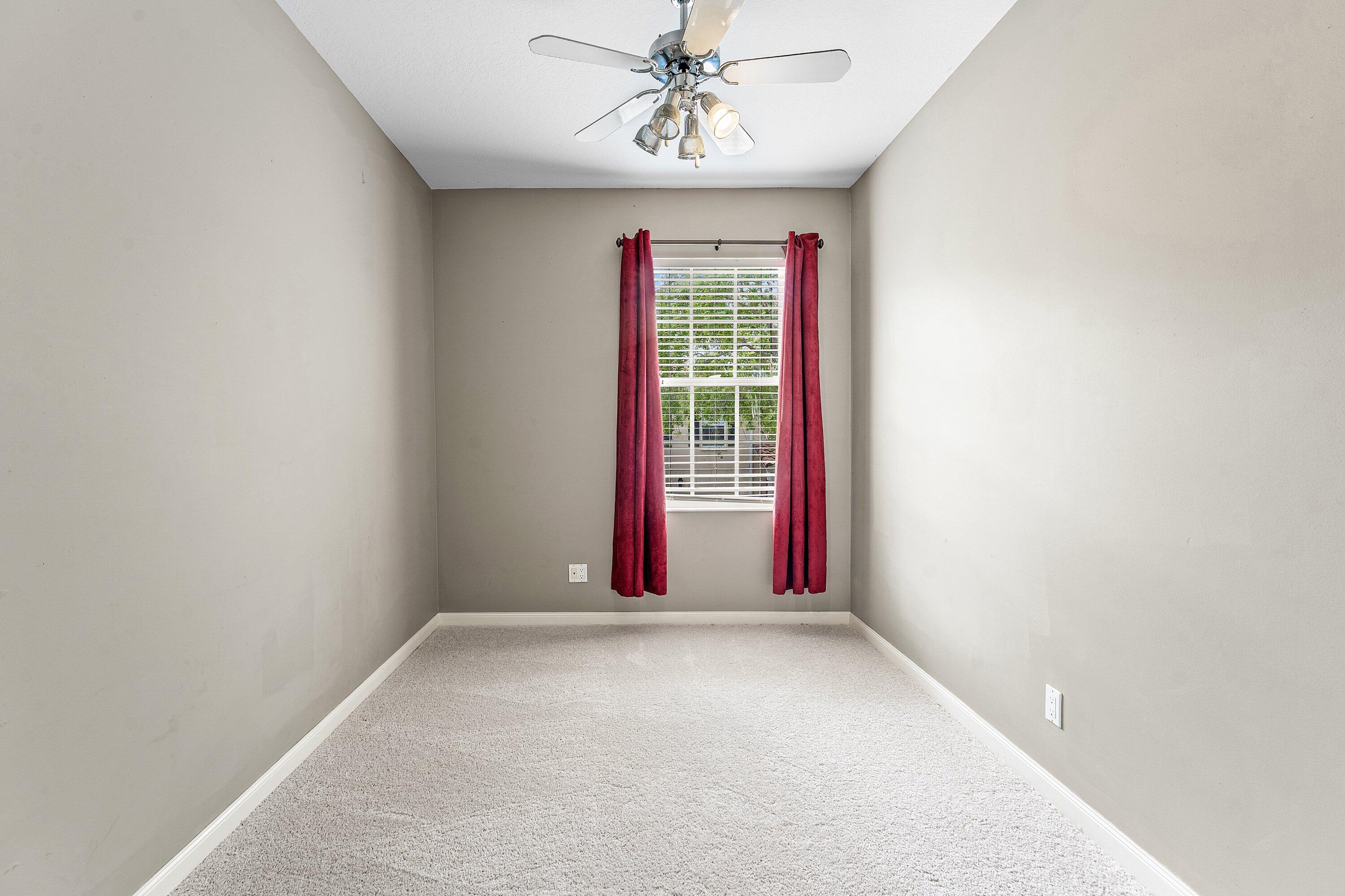 37 Tall Oaks Circle