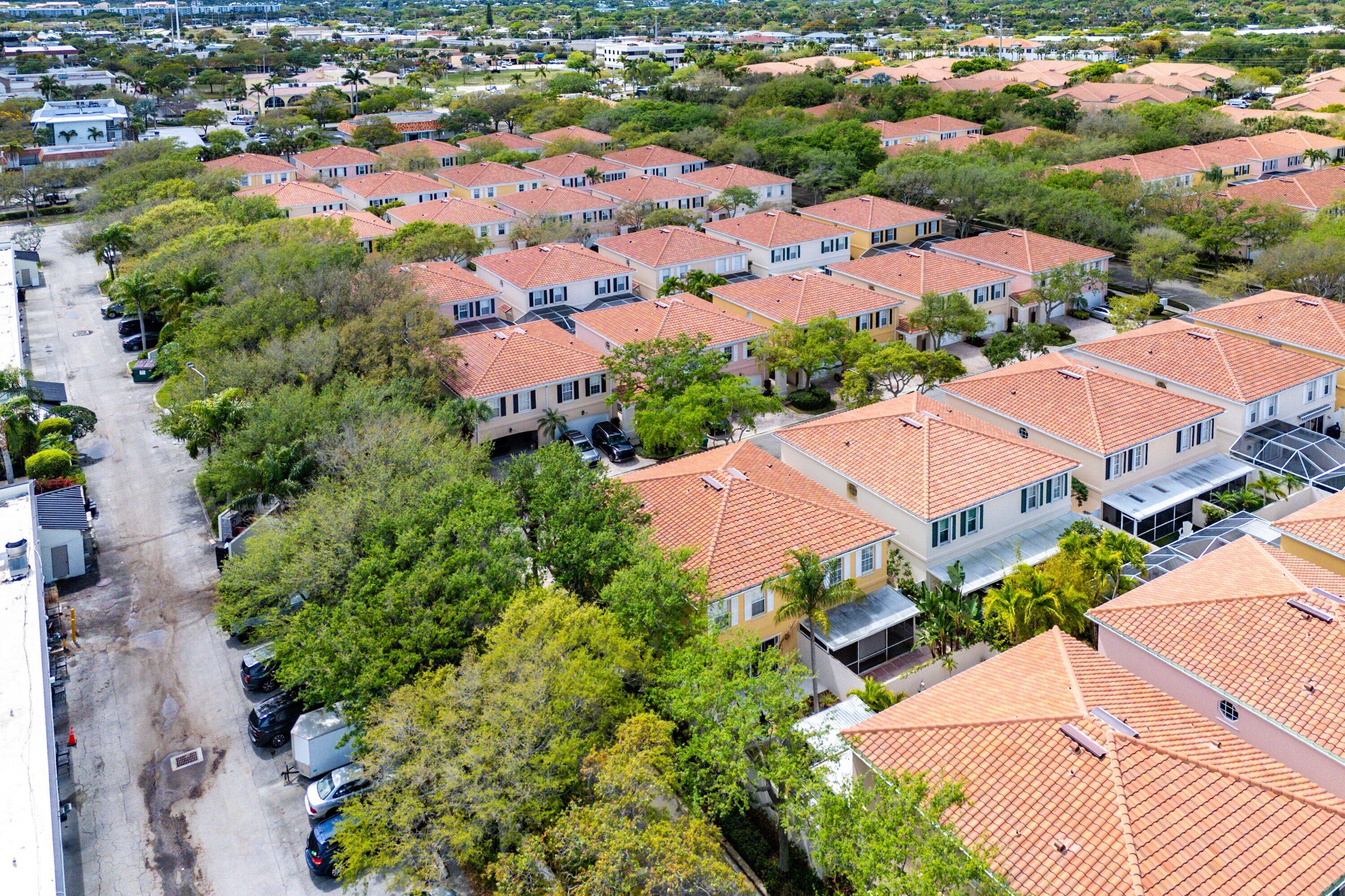 37 Tall Oaks Circle