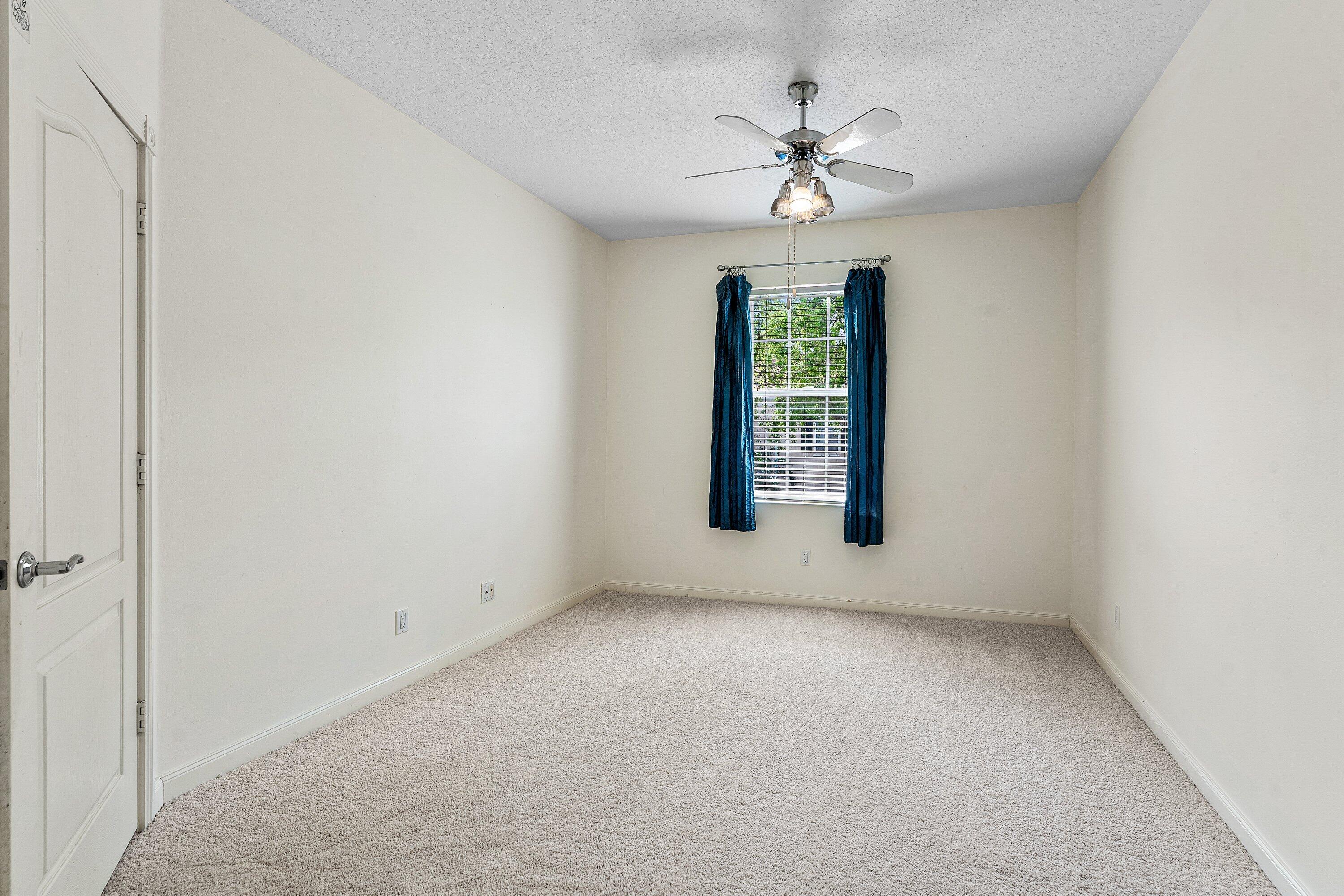 37 Tall Oaks Circle