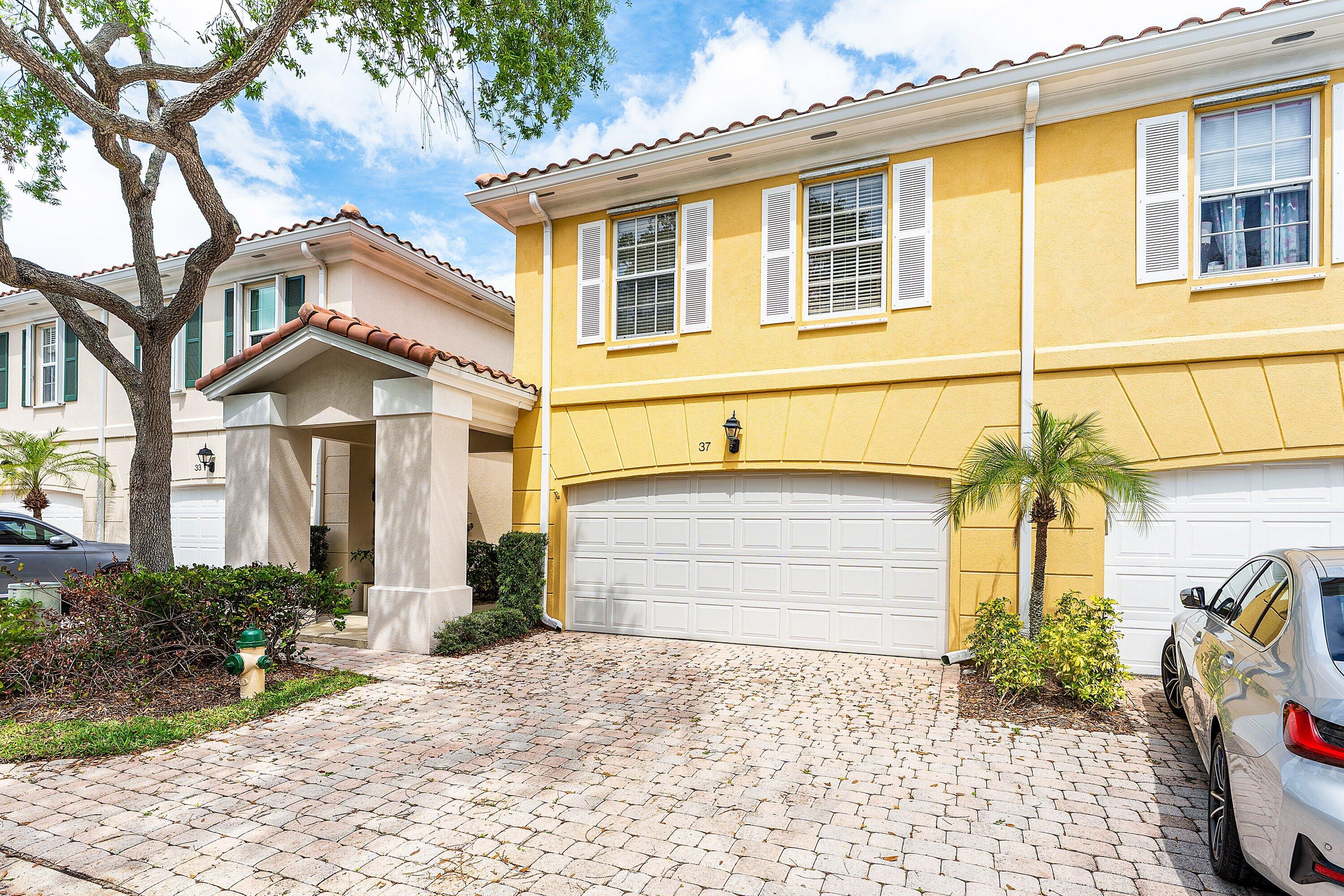 37 Tall Oaks Circle