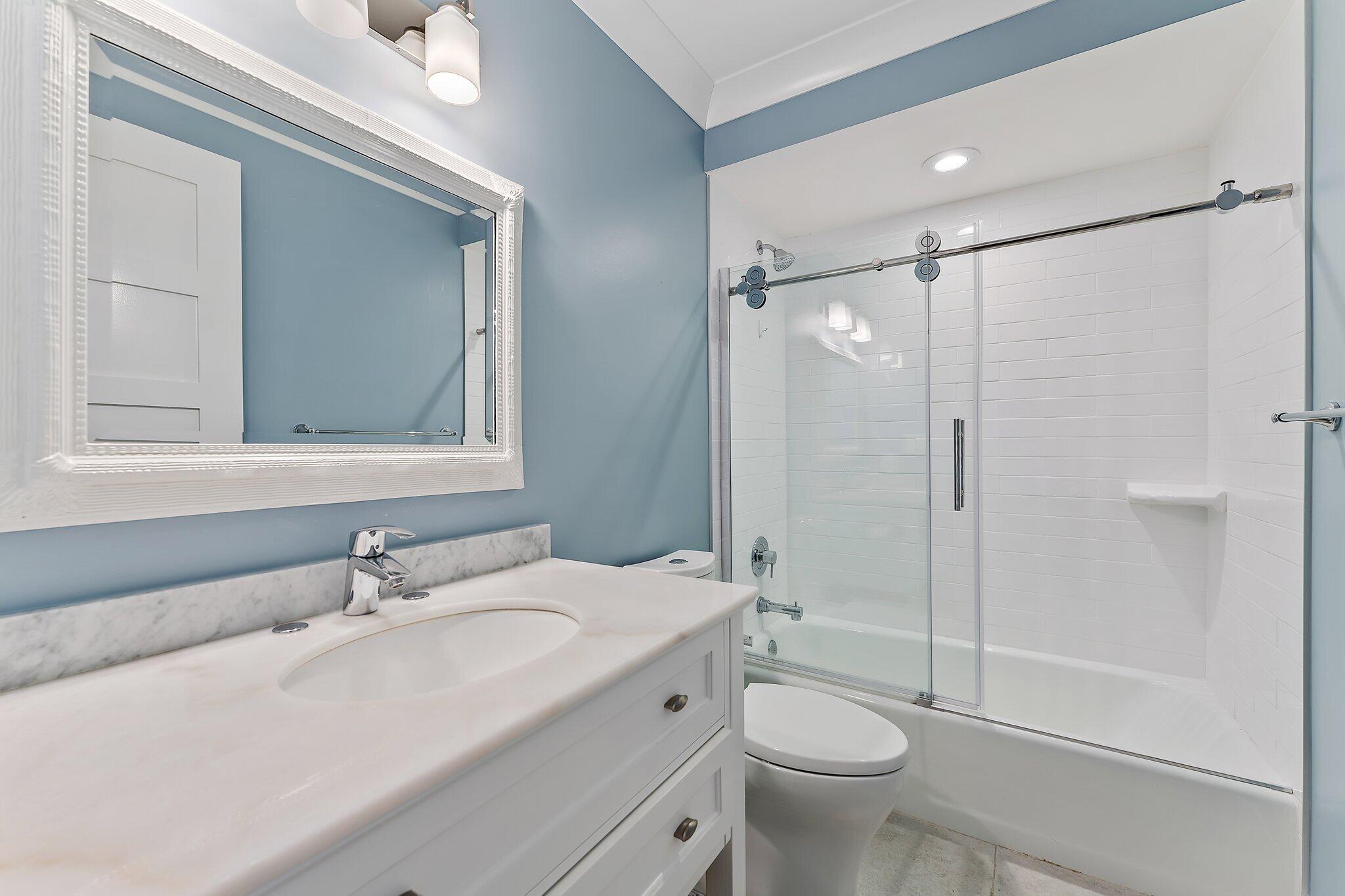 19101 SE Sea Turtle Court 202