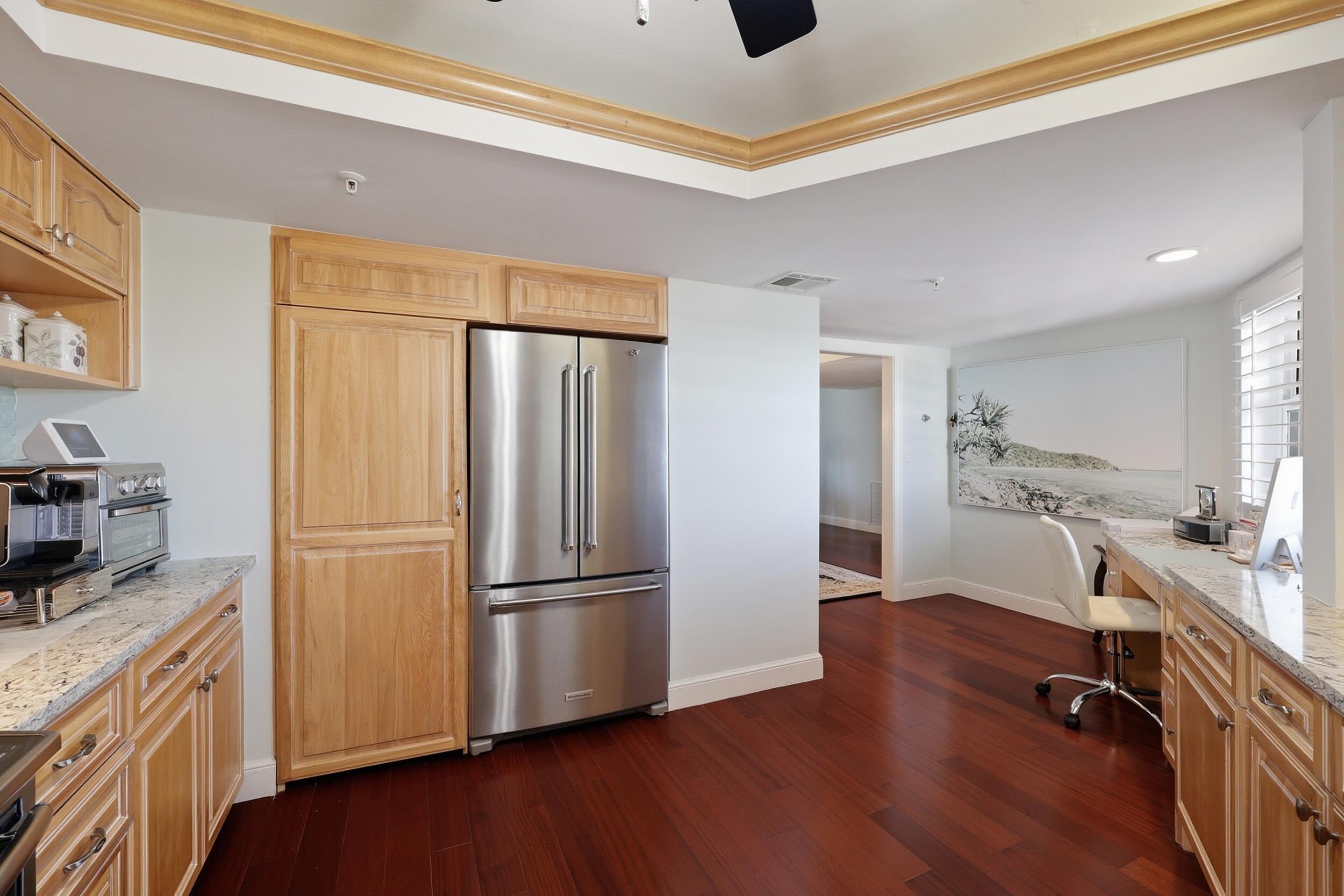 19800 Sandpointe Bay Drive 802