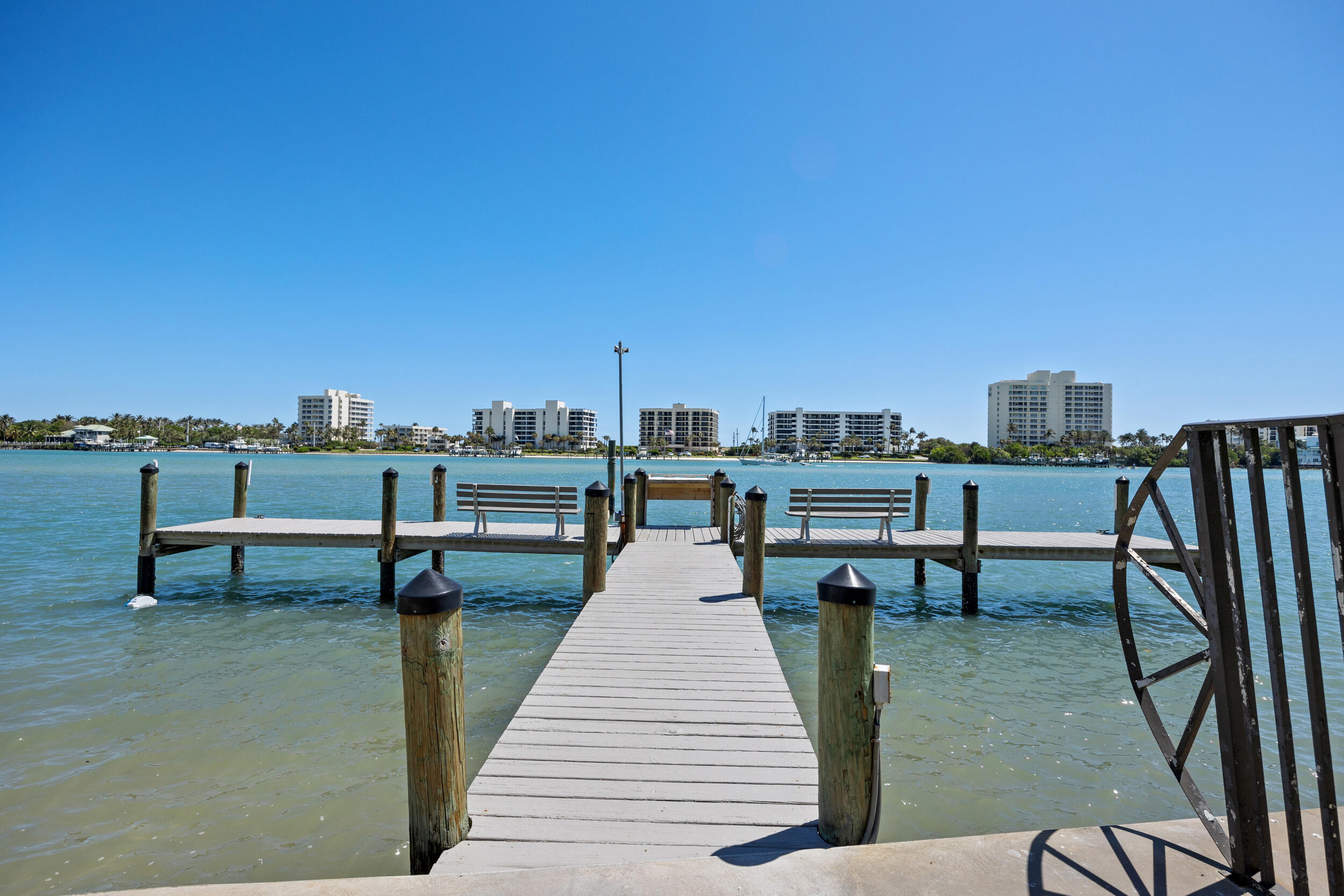 19800 Sandpointe Bay Drive 802