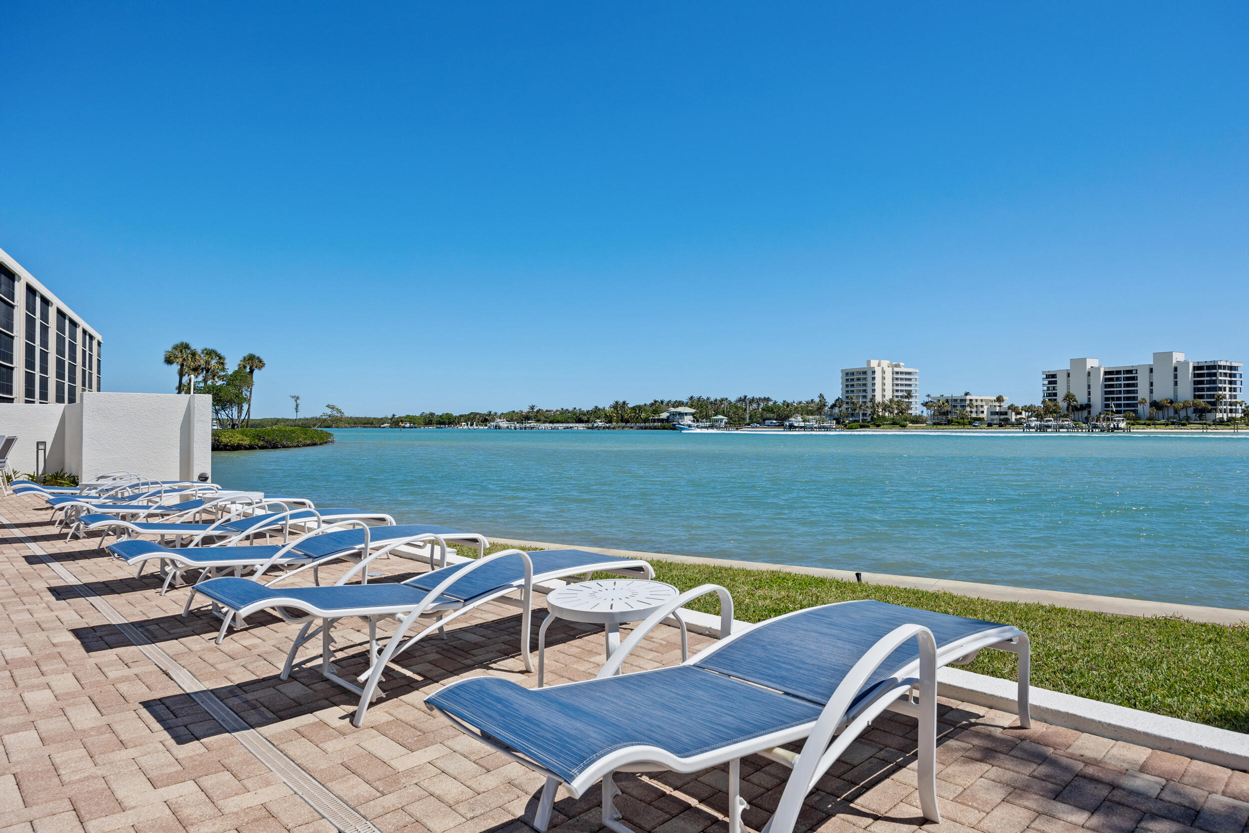 19800 Sandpointe Bay Drive 802