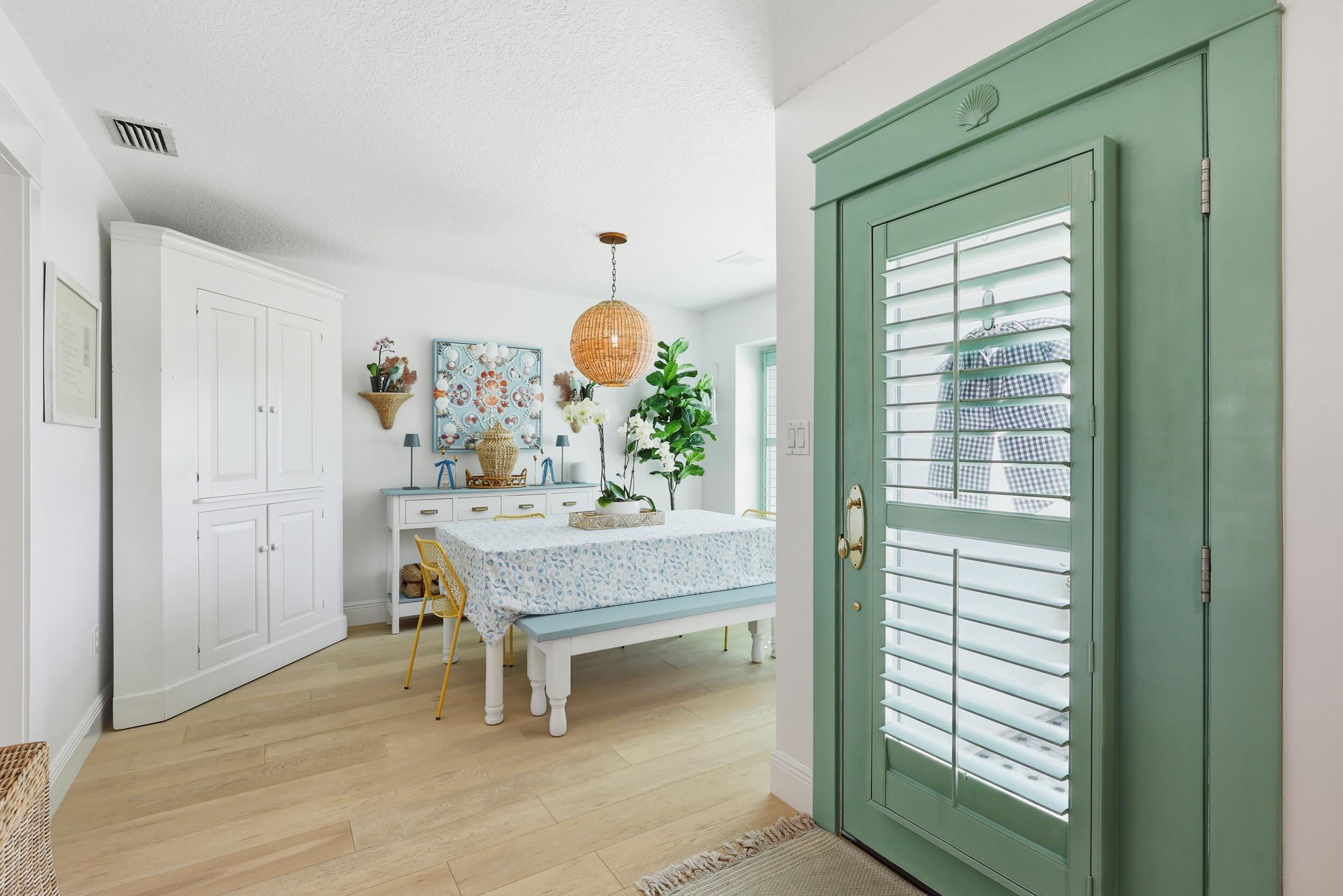 61 W Pine Hill Trail