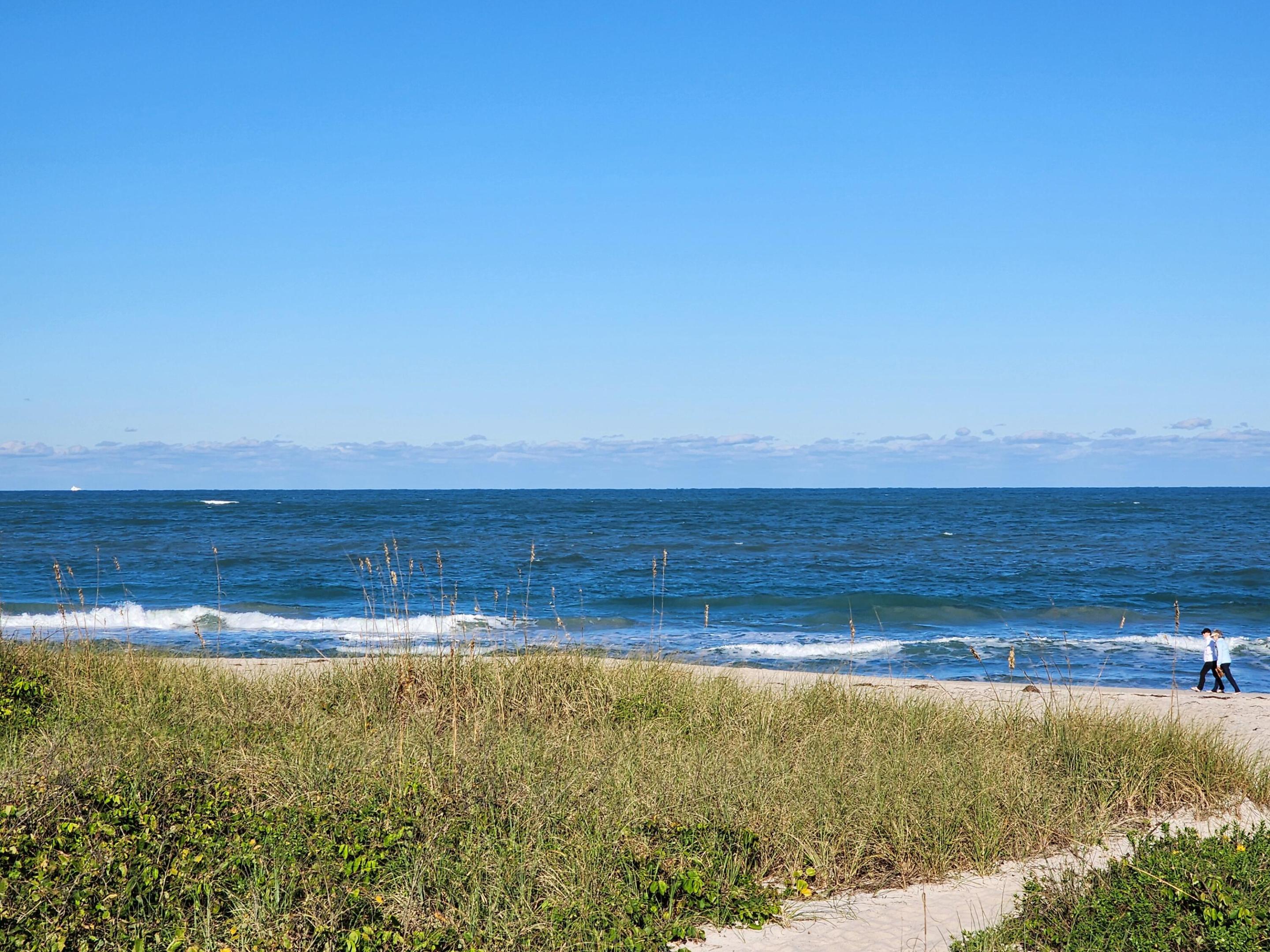 5151 N Highway A1a 111