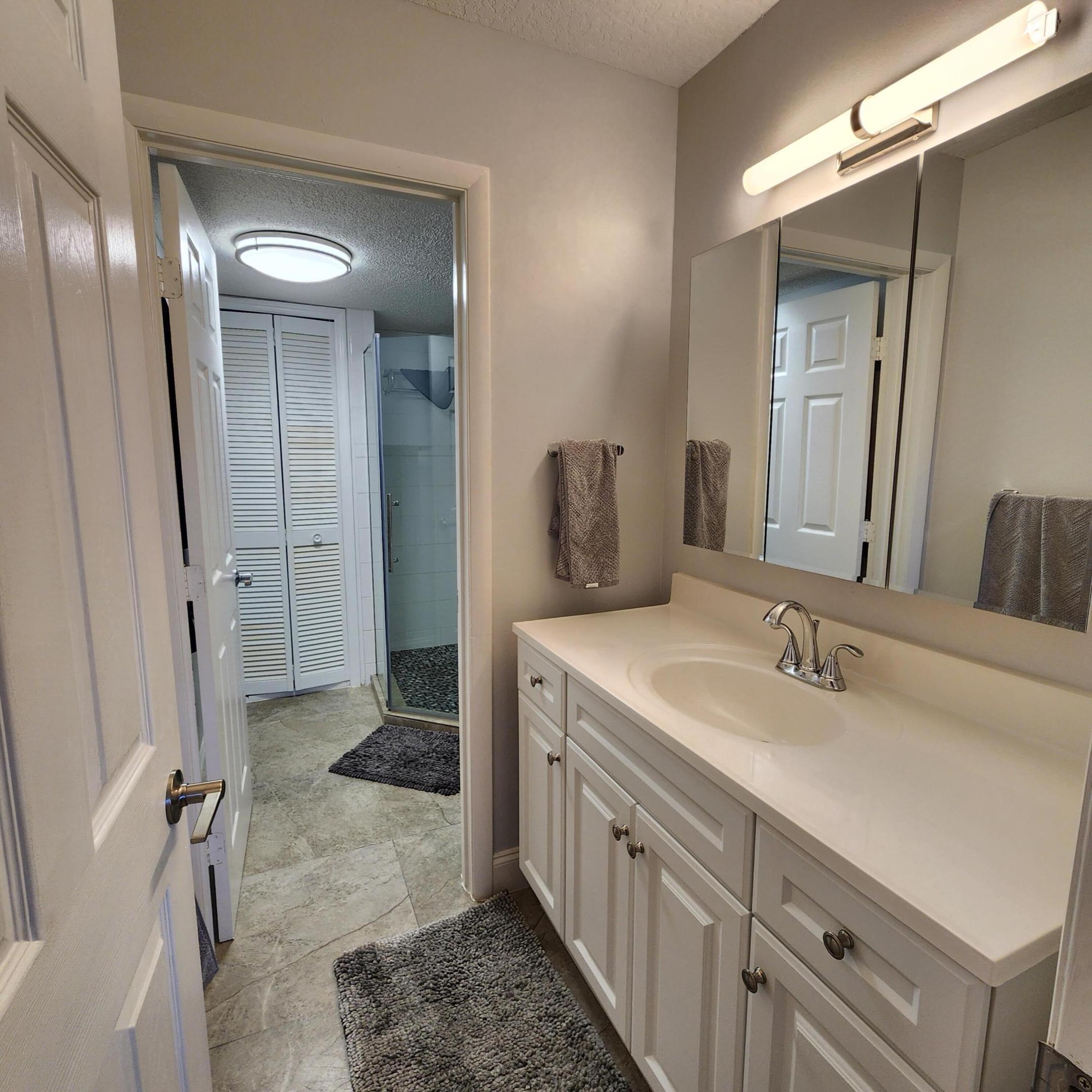 5151 N Highway A1a 111