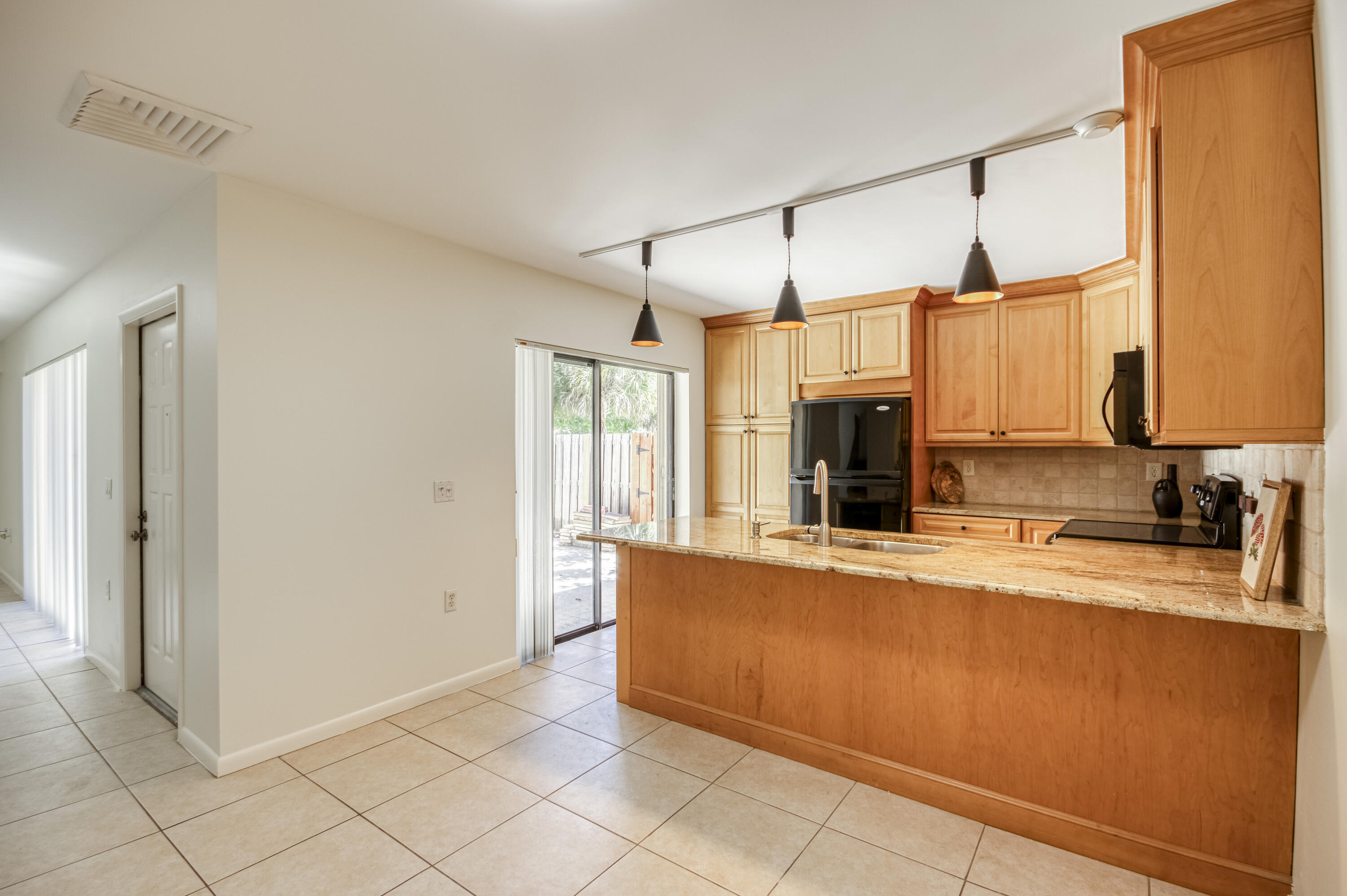 2414 24th Court